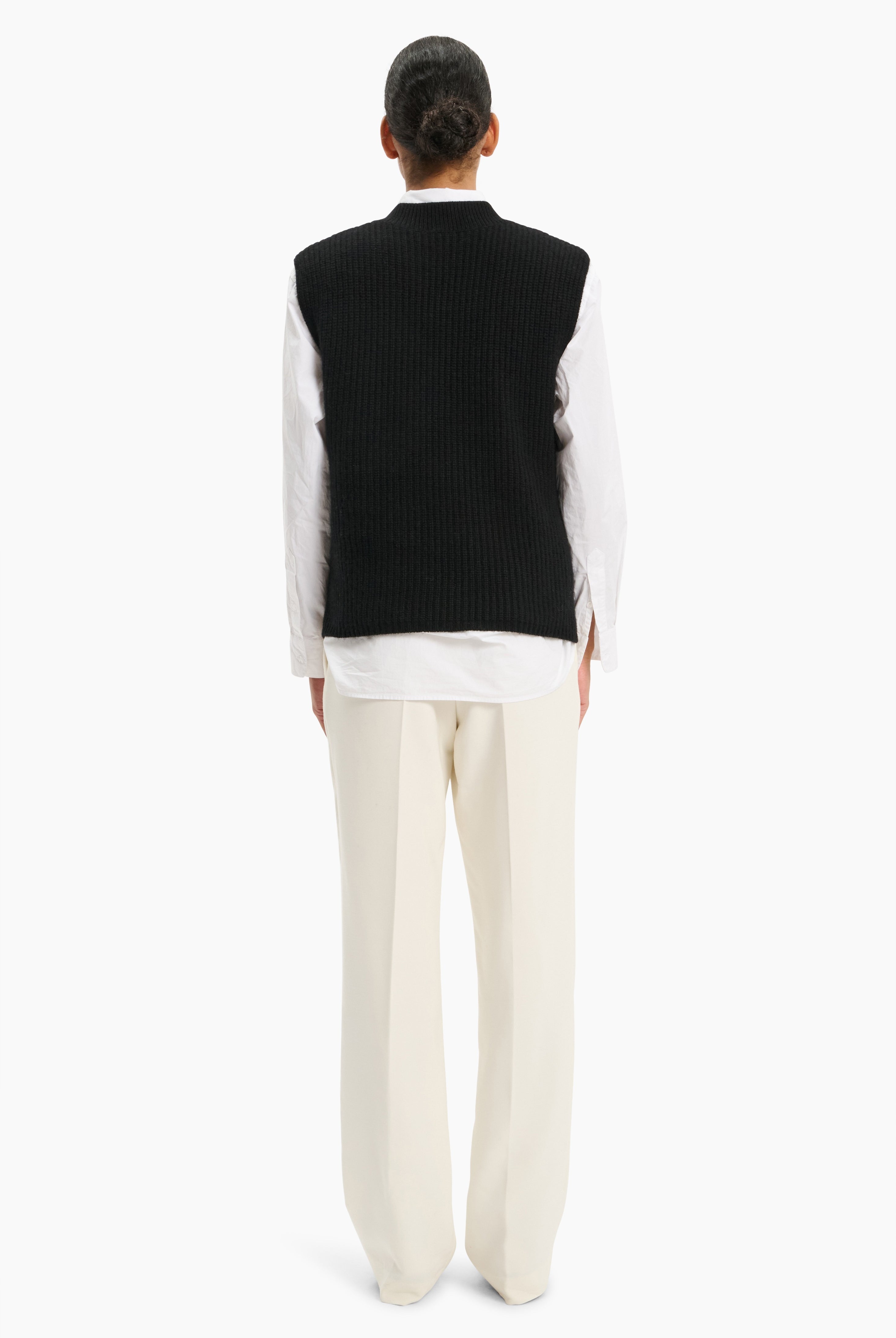 Amelia cashmere Vest - Black – back view