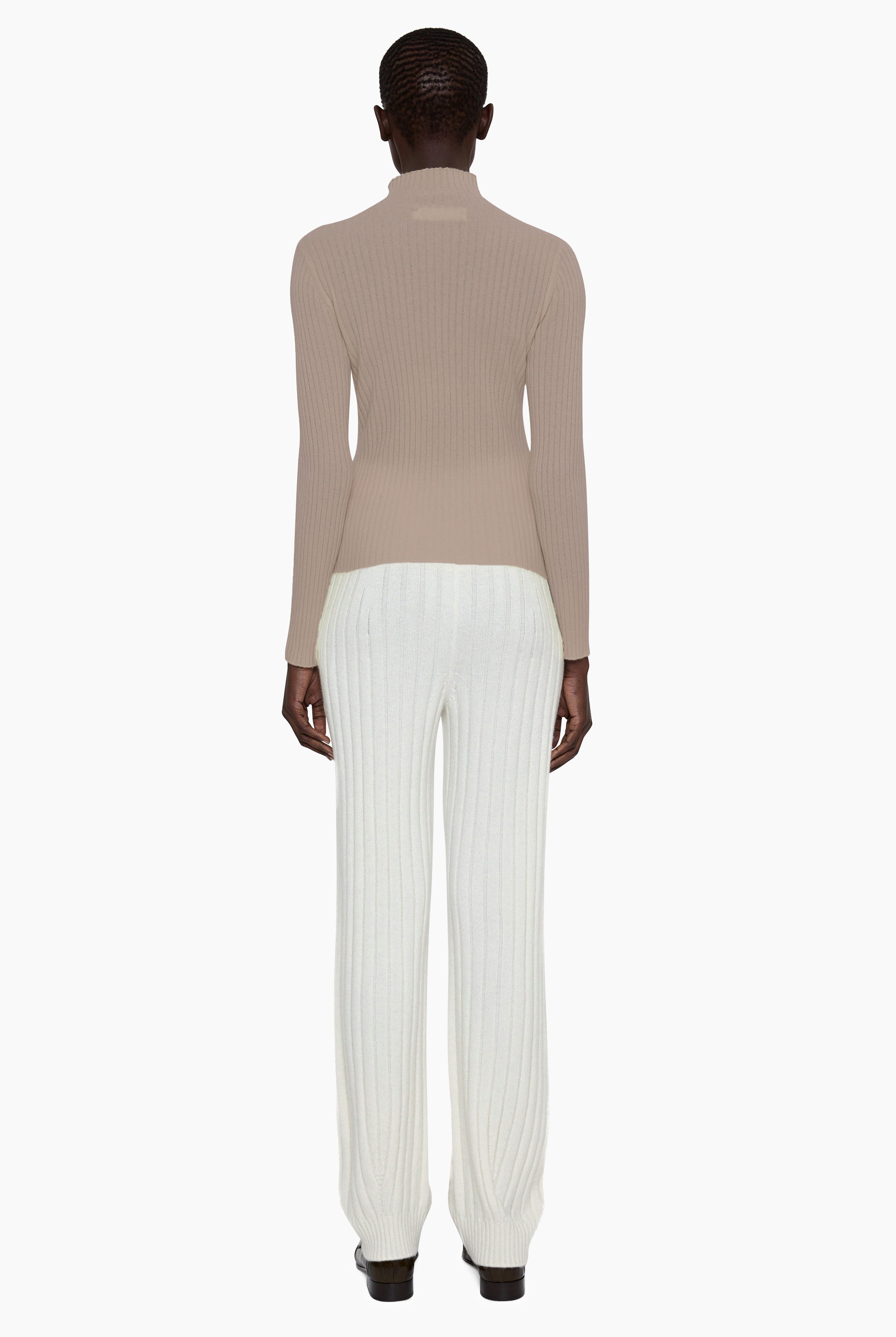 Ariana cashmere Sweater - Ash Taupe – back view