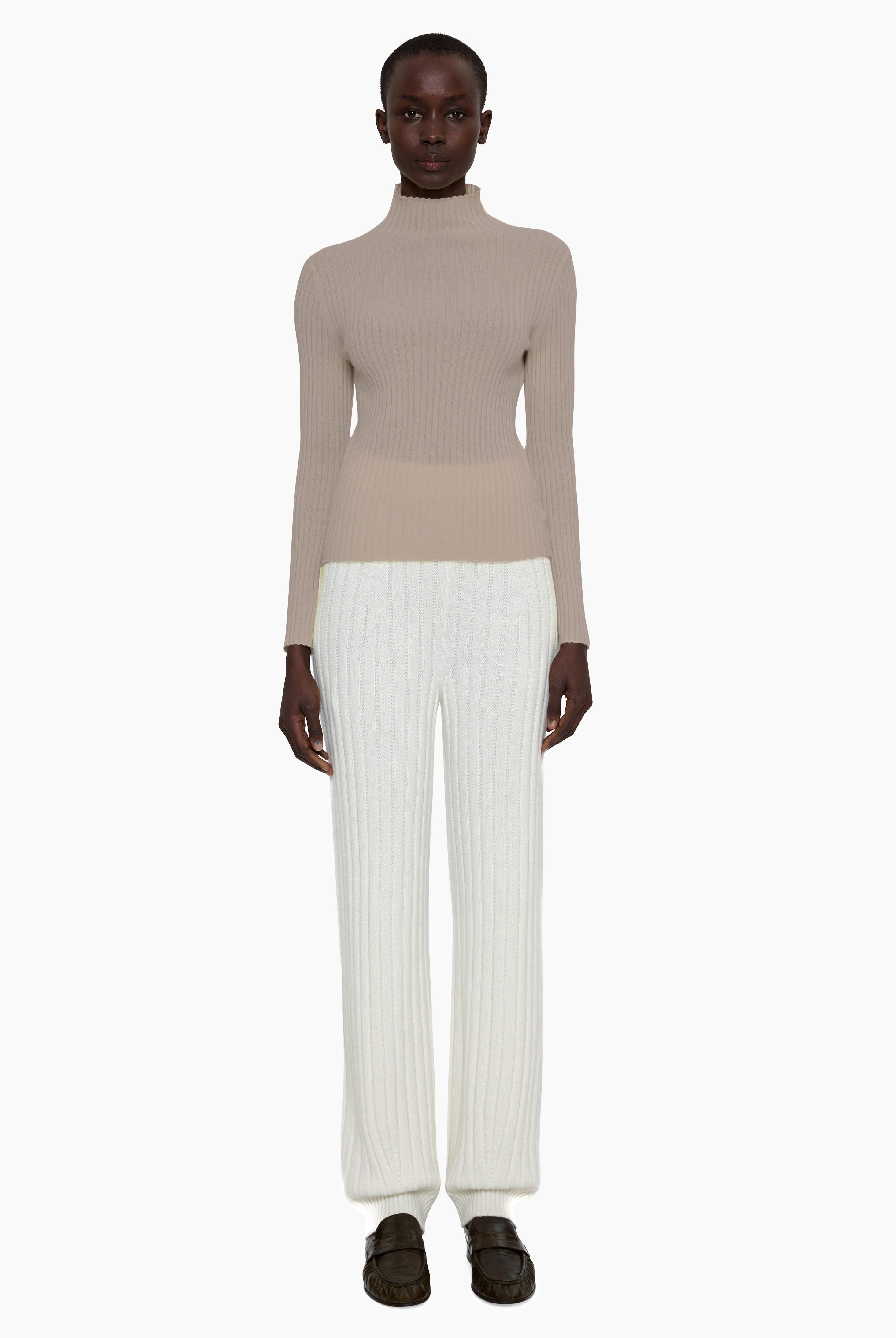 Ariana cashmere Sweater - Ash Taupe – front view