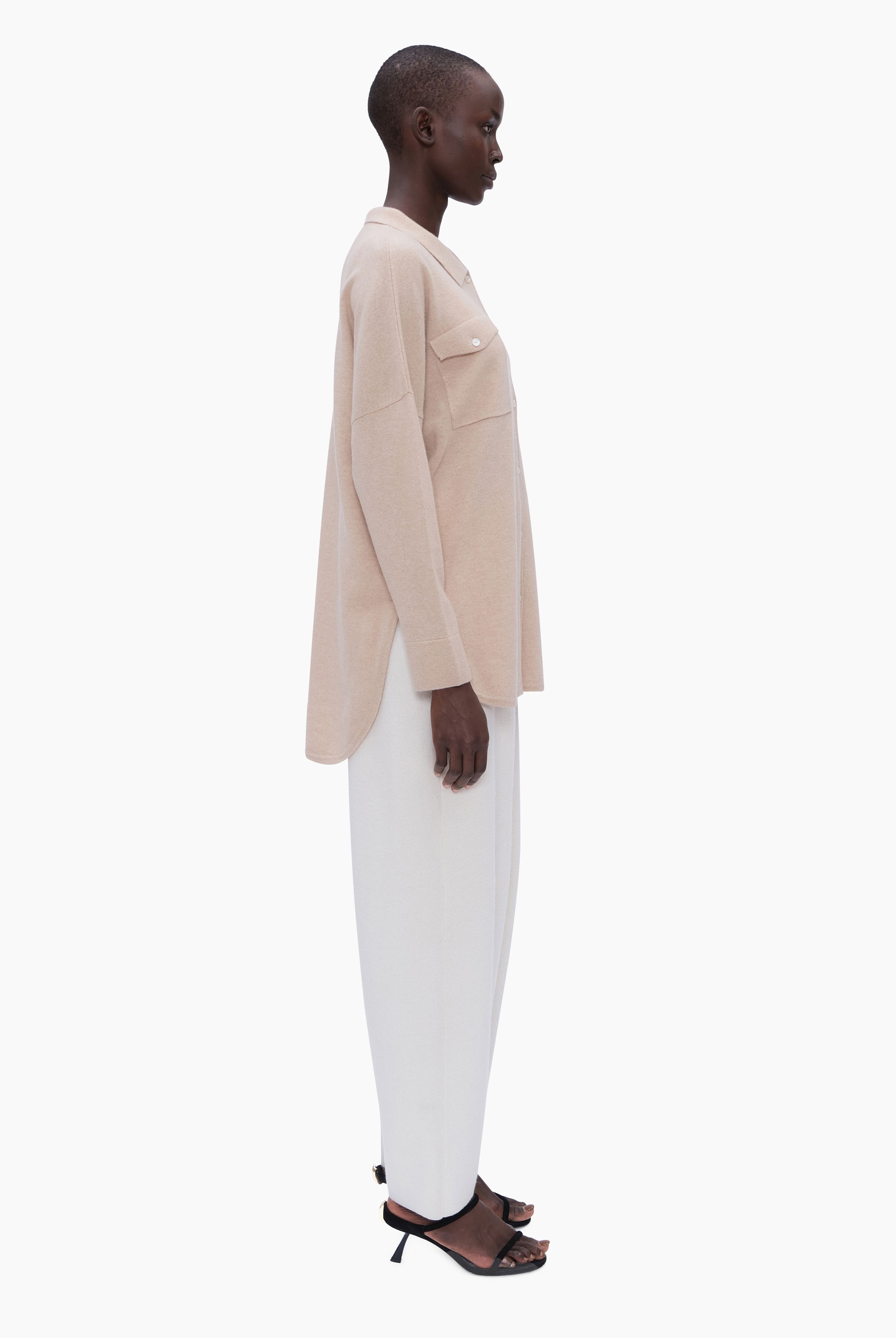Bonnie cashmere Shirt - Beige – side view