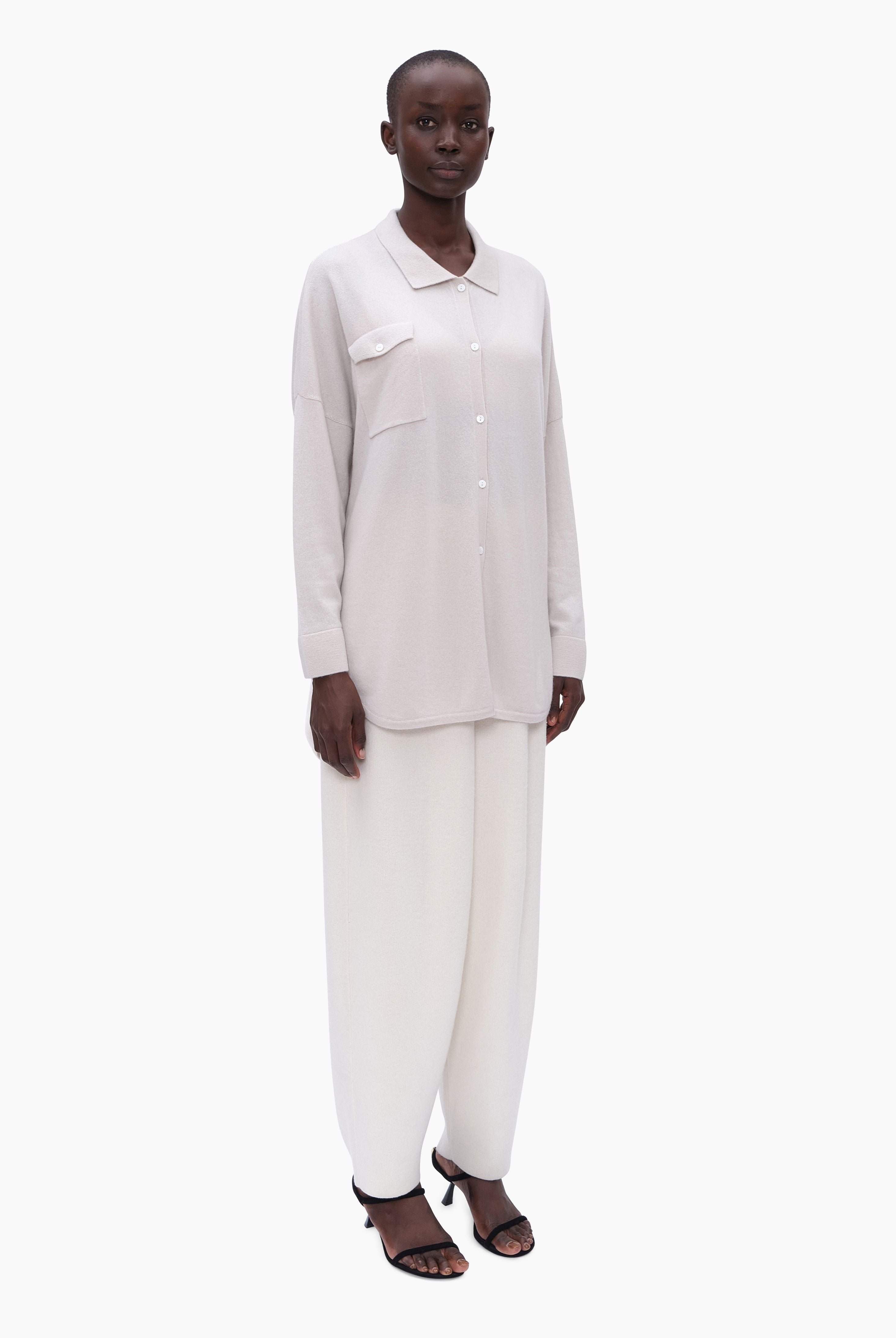 Bonnie cashmere Shirt - Dove – side view