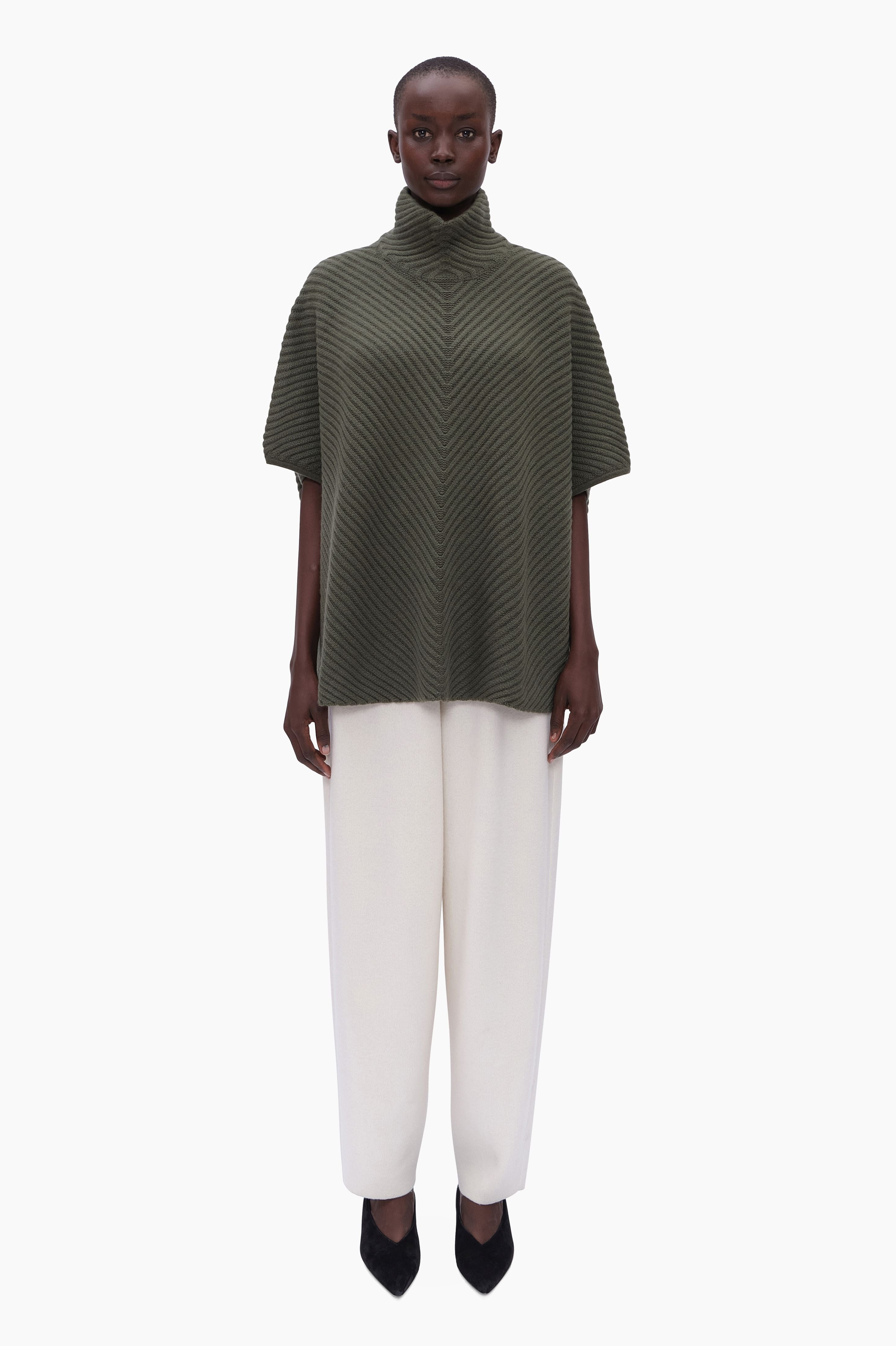 Brigitta cashmere Sweater - Shooting Green – front view