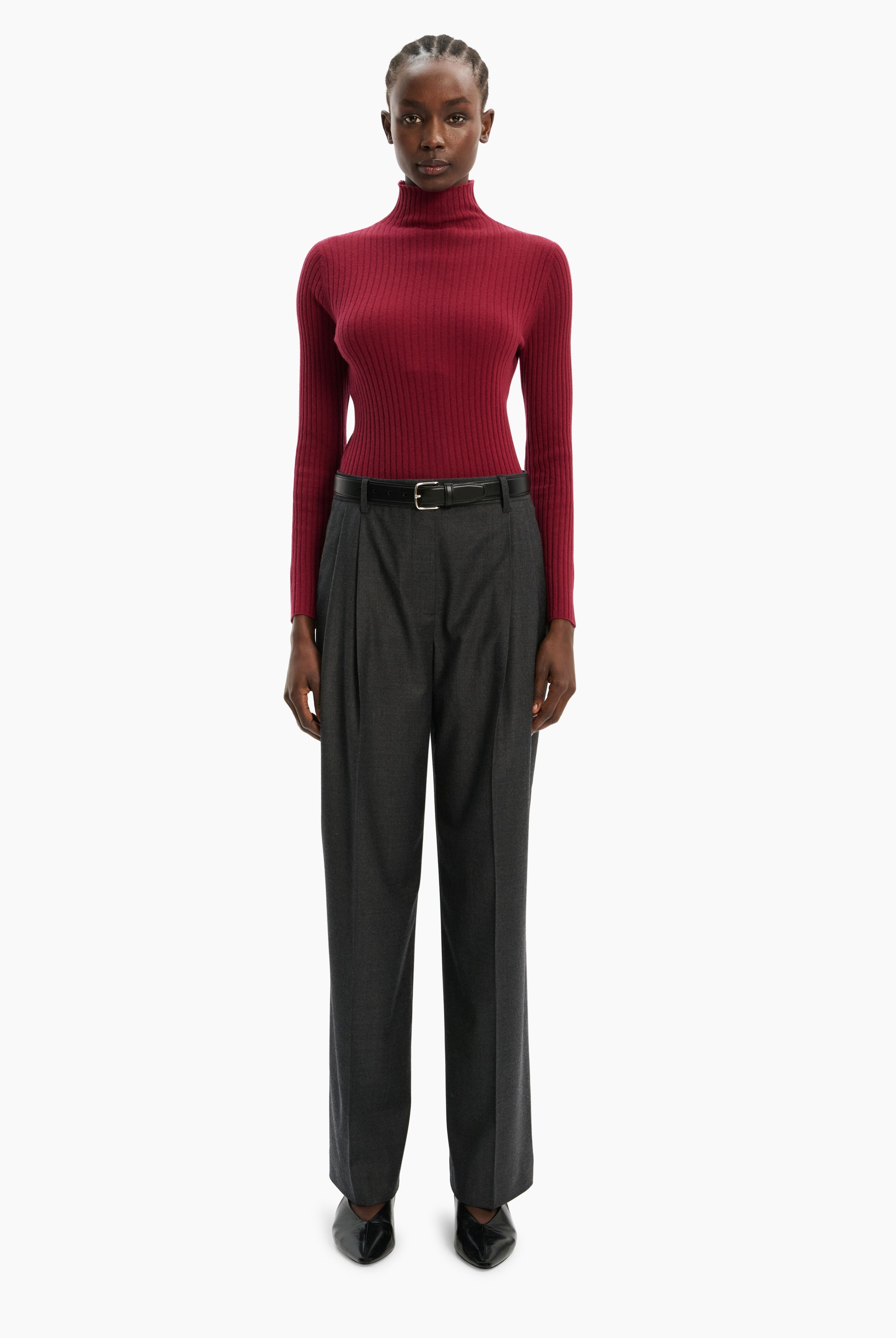 Ariana cashmere Sweater - Maroon – front view