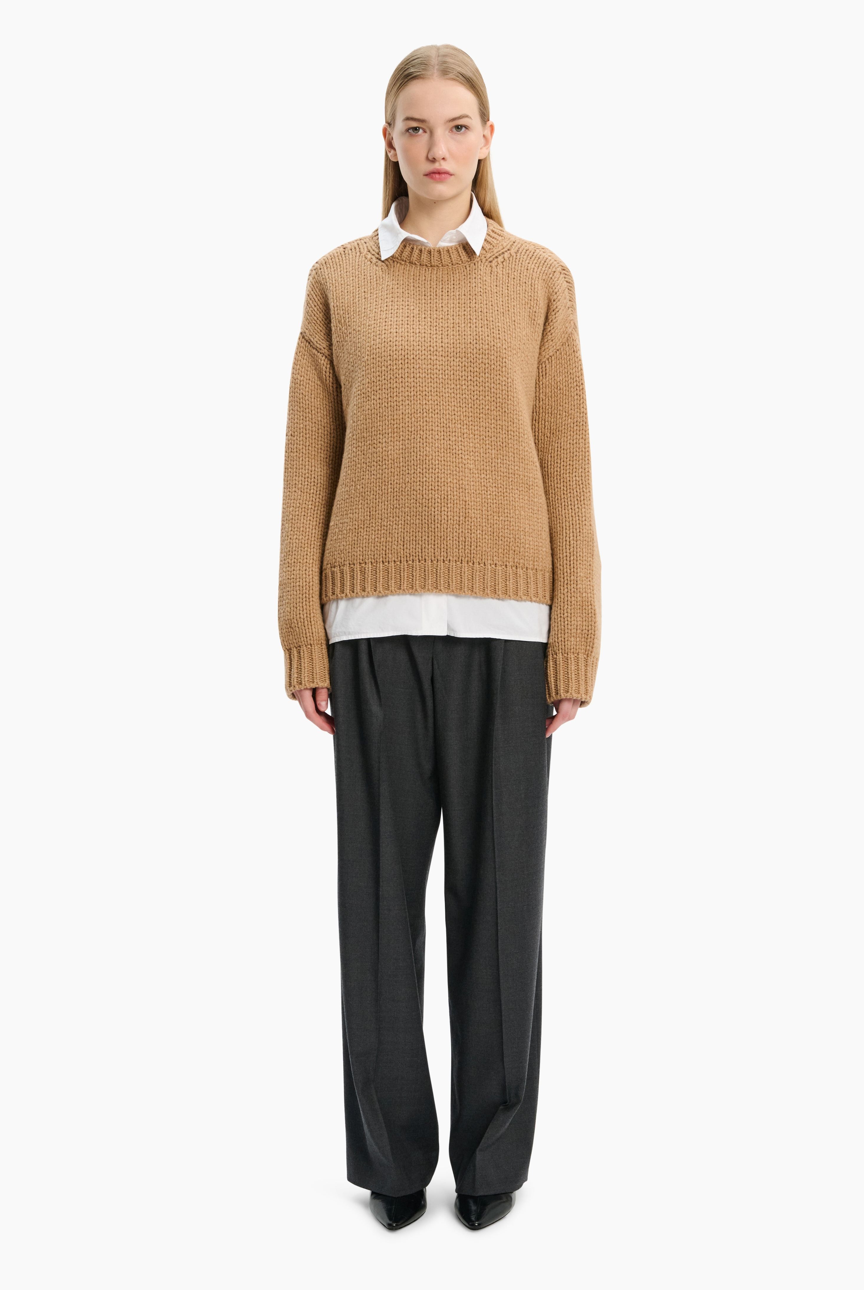 Ilchester cashmere Sweater - Chinchilla – front view