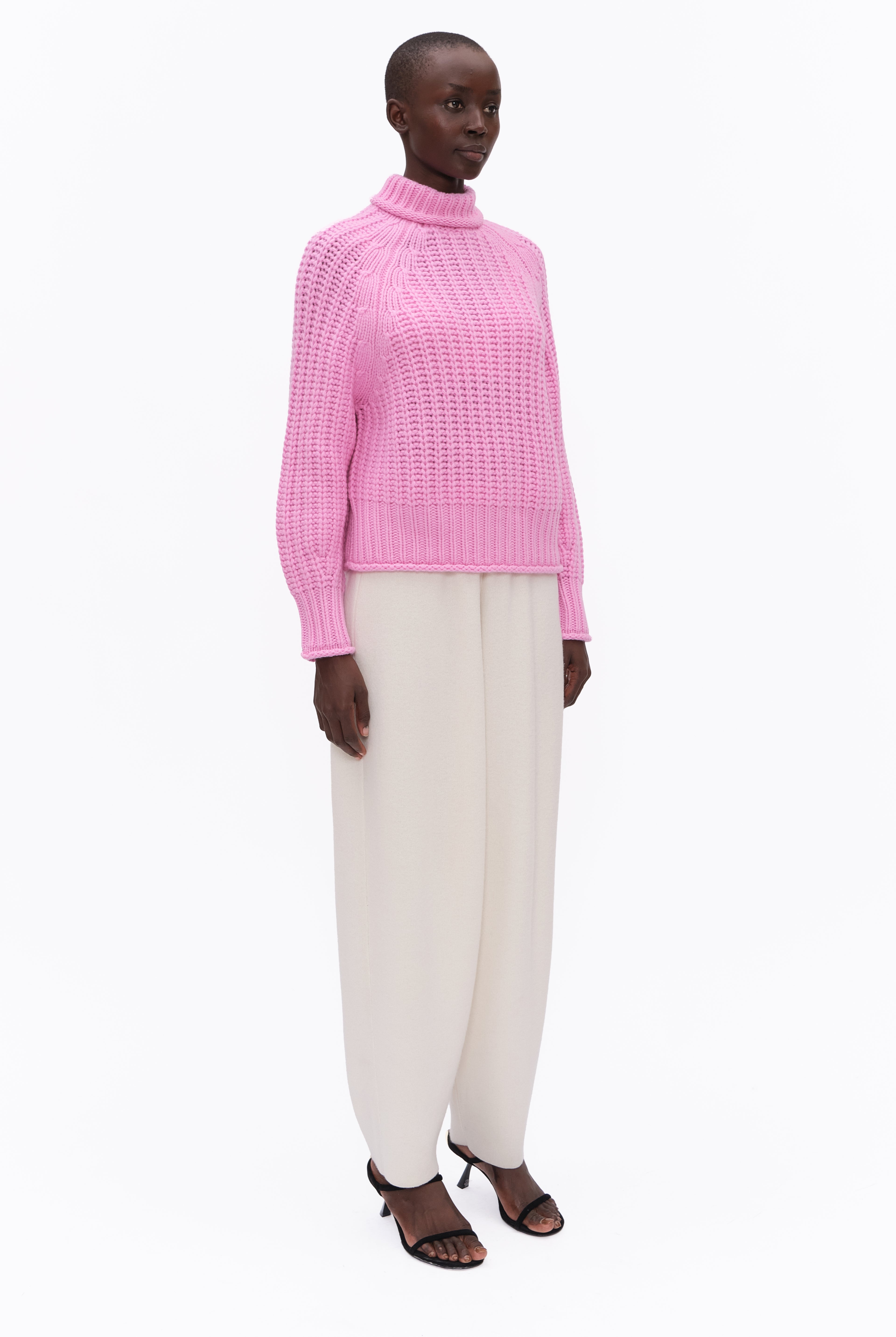 Ellis cashmere Sweater - Candy Floss – side view