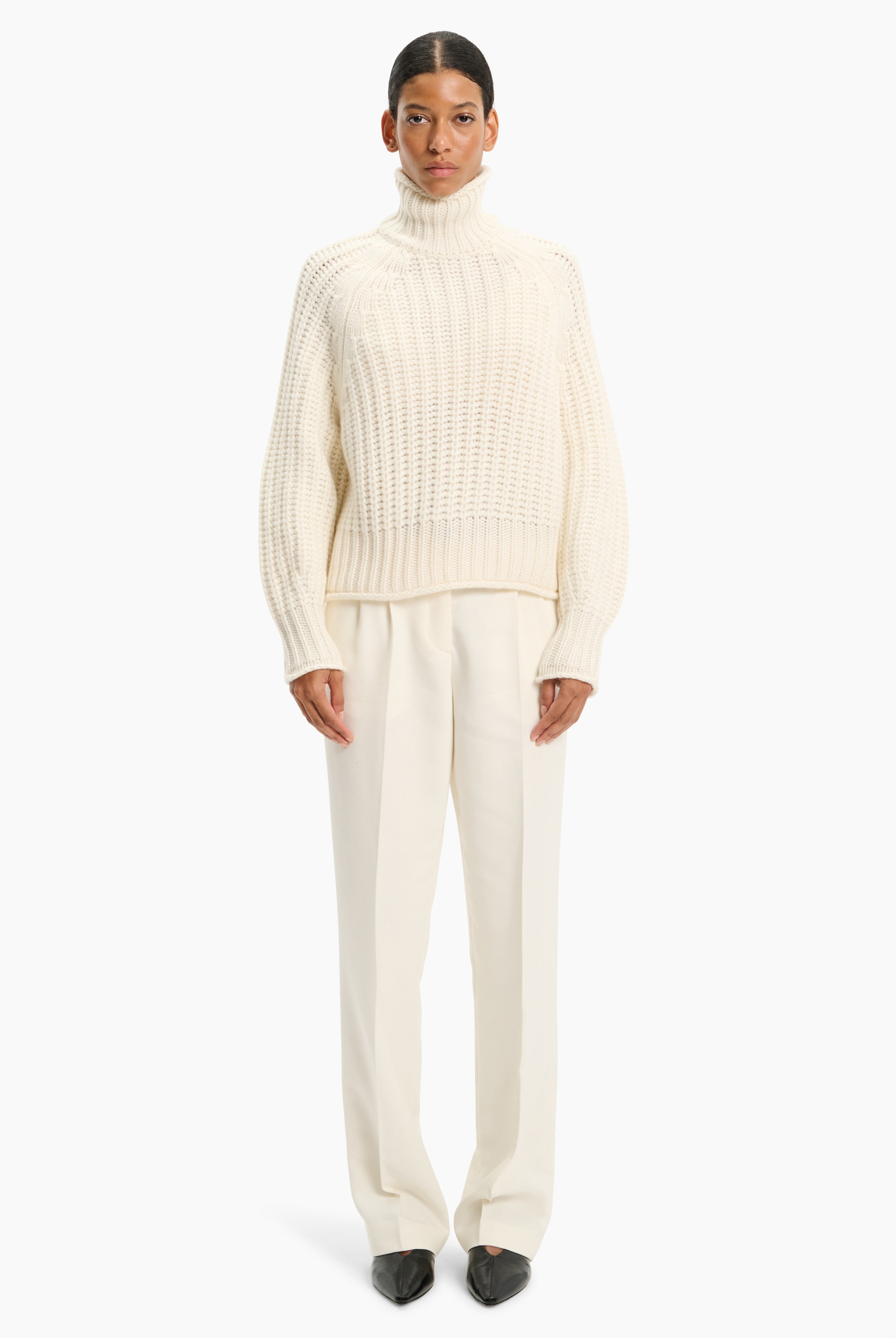 Ellis cashmere Sweater - Ivory – front view