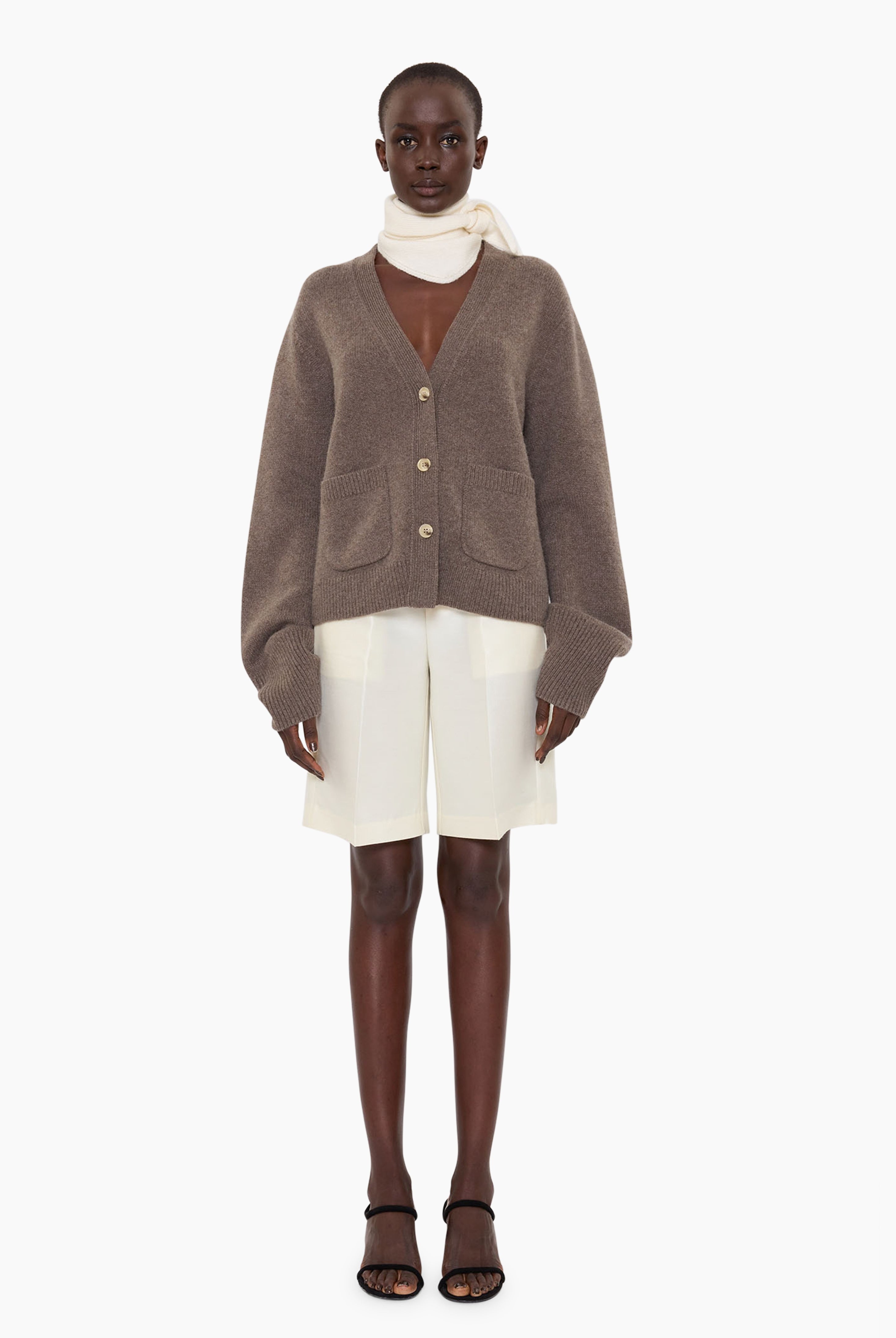 Janelle cashmere Cardigan - Mushroom – front view