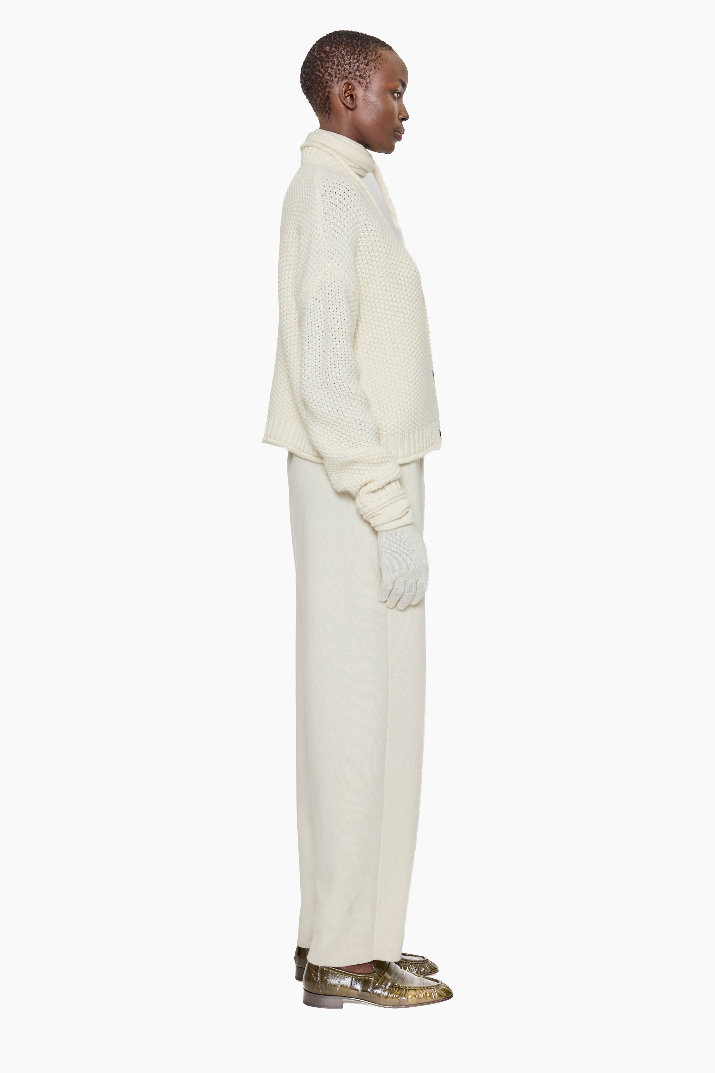 New Blakely cashmere Cardigan - Ivory – side view