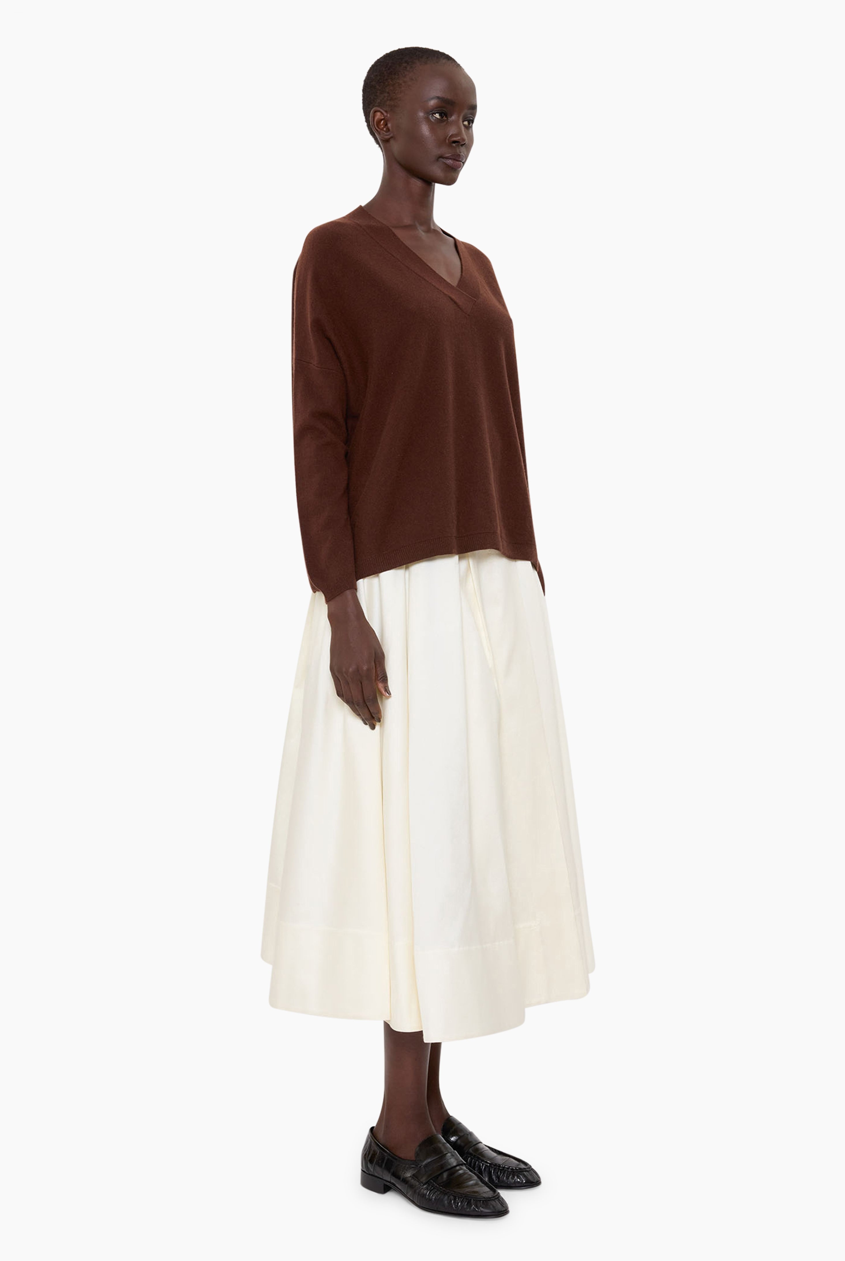 Bailey cashmere Sweater - Chocolate Brown – side view