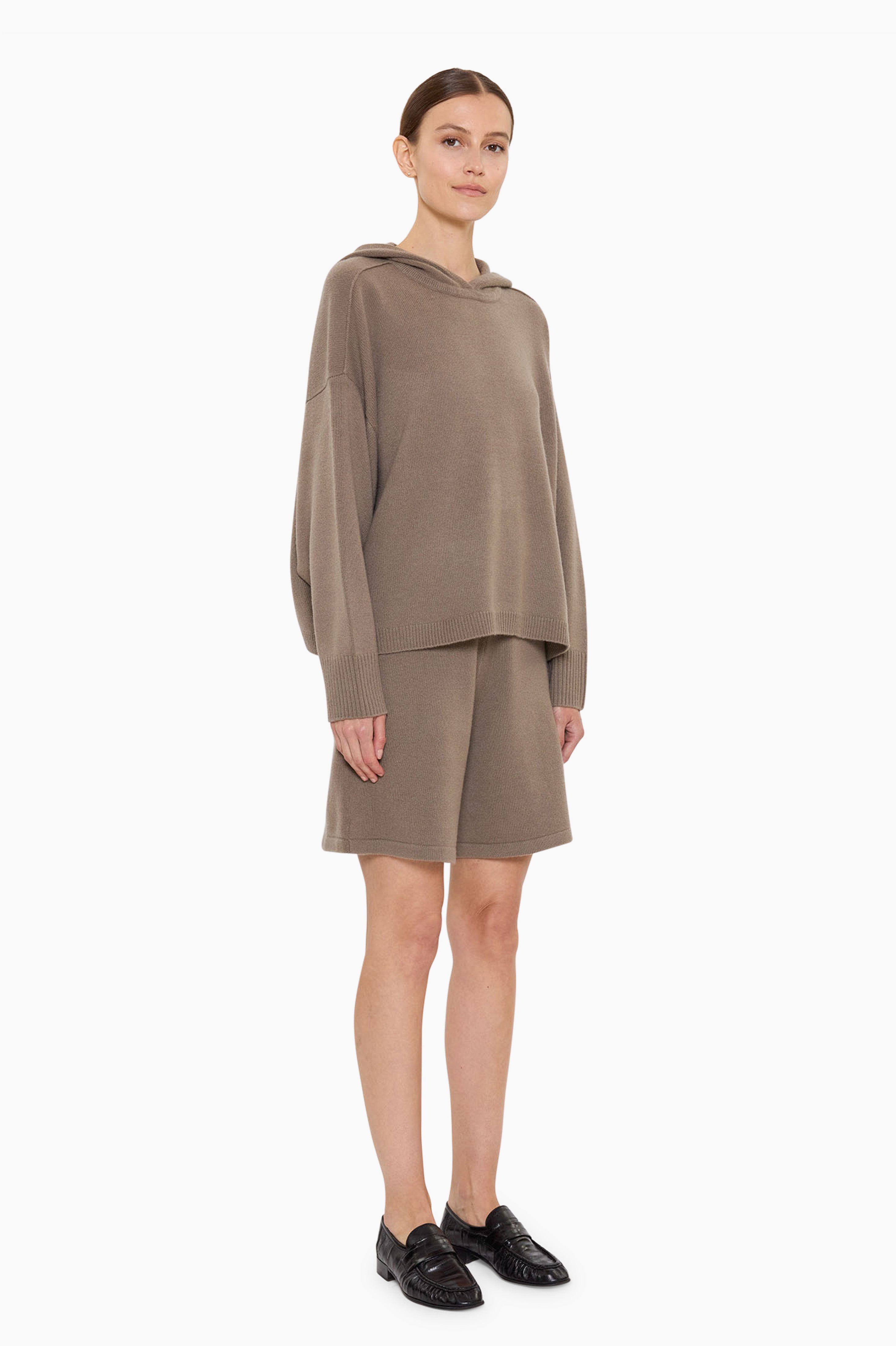 Sarah cashmere Sweater - Desert Taupe – side view