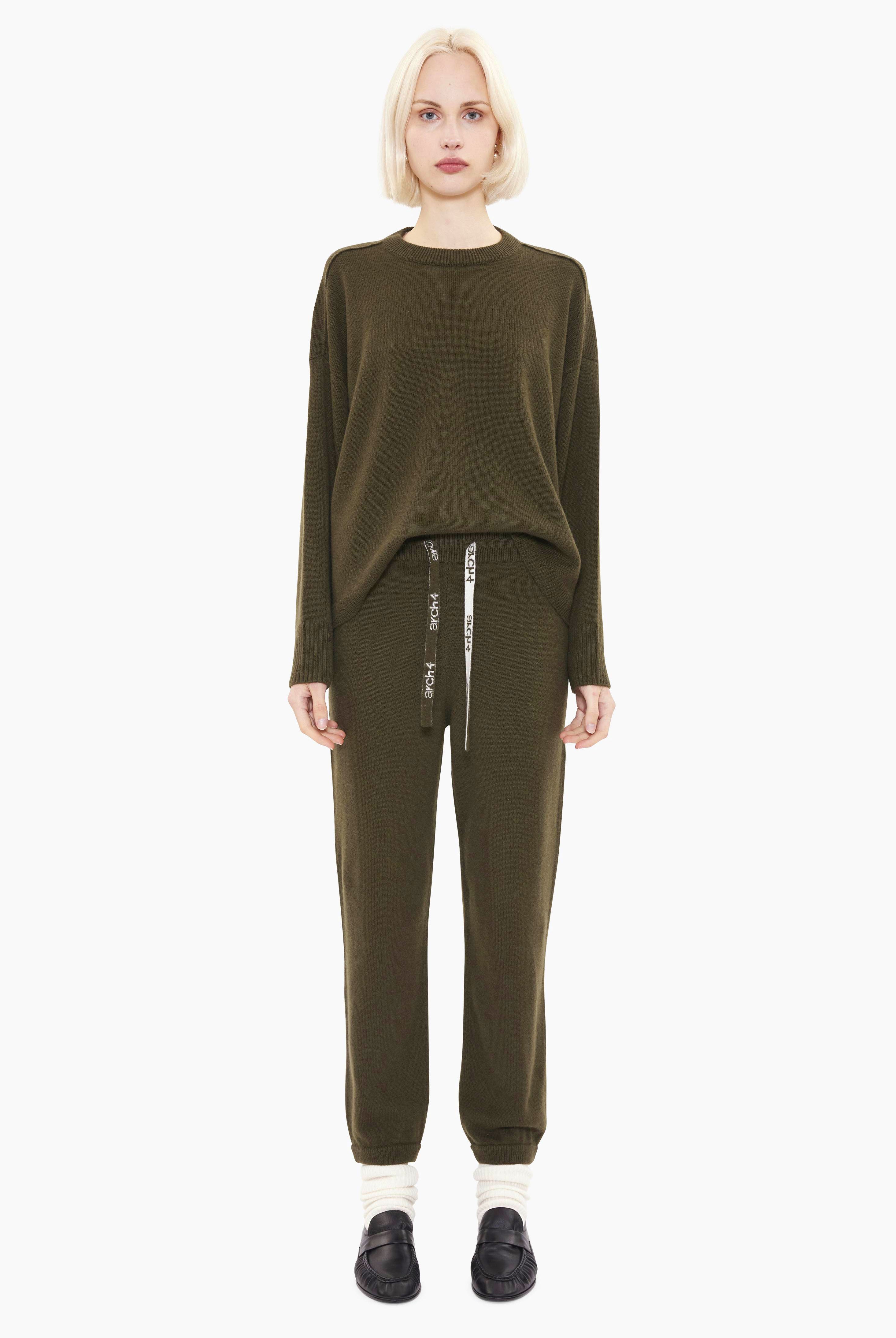 Elena cashmere Sweater - Dark Olive – front view