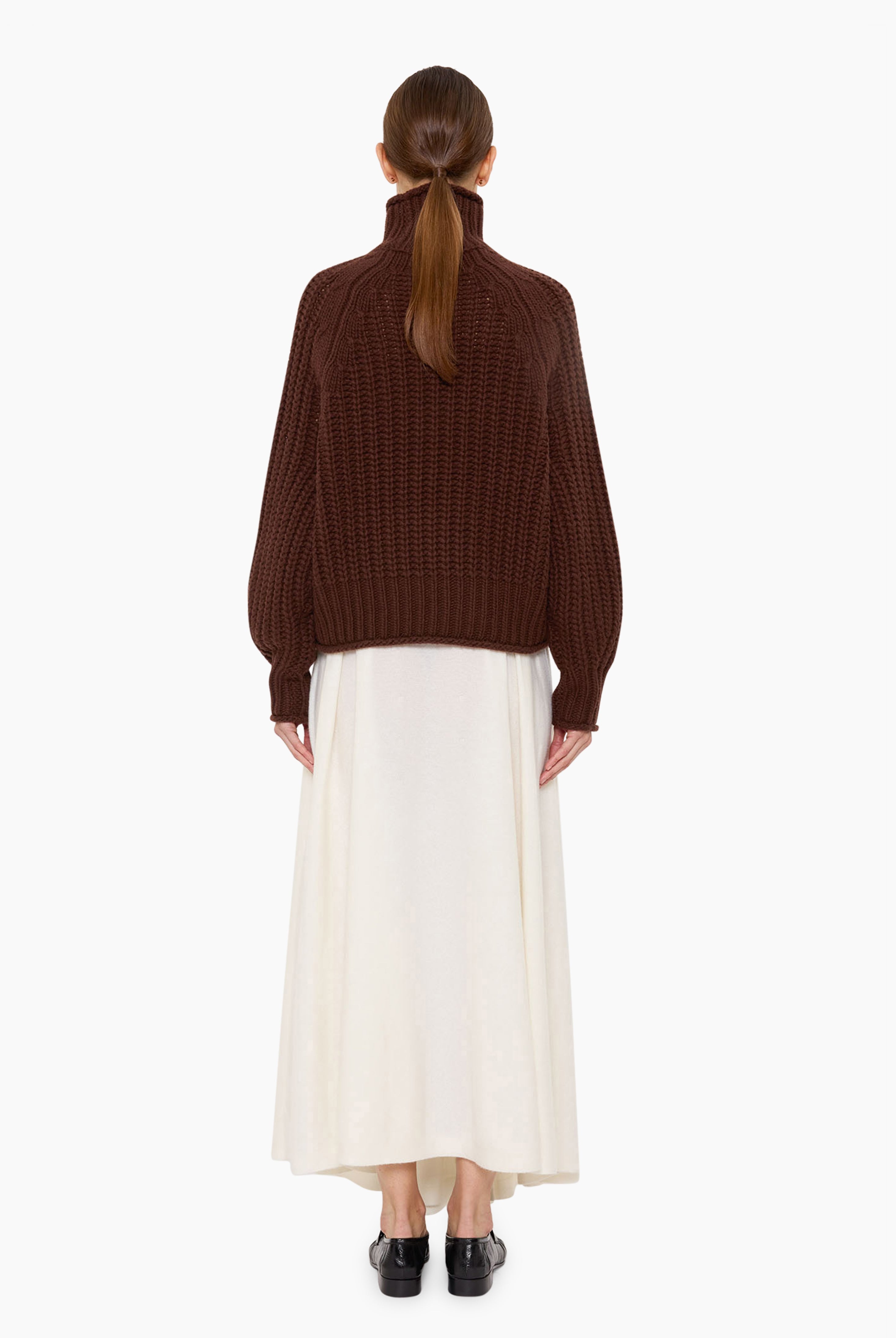 Ellis cashmere Sweater - Chocolate Brown – back view