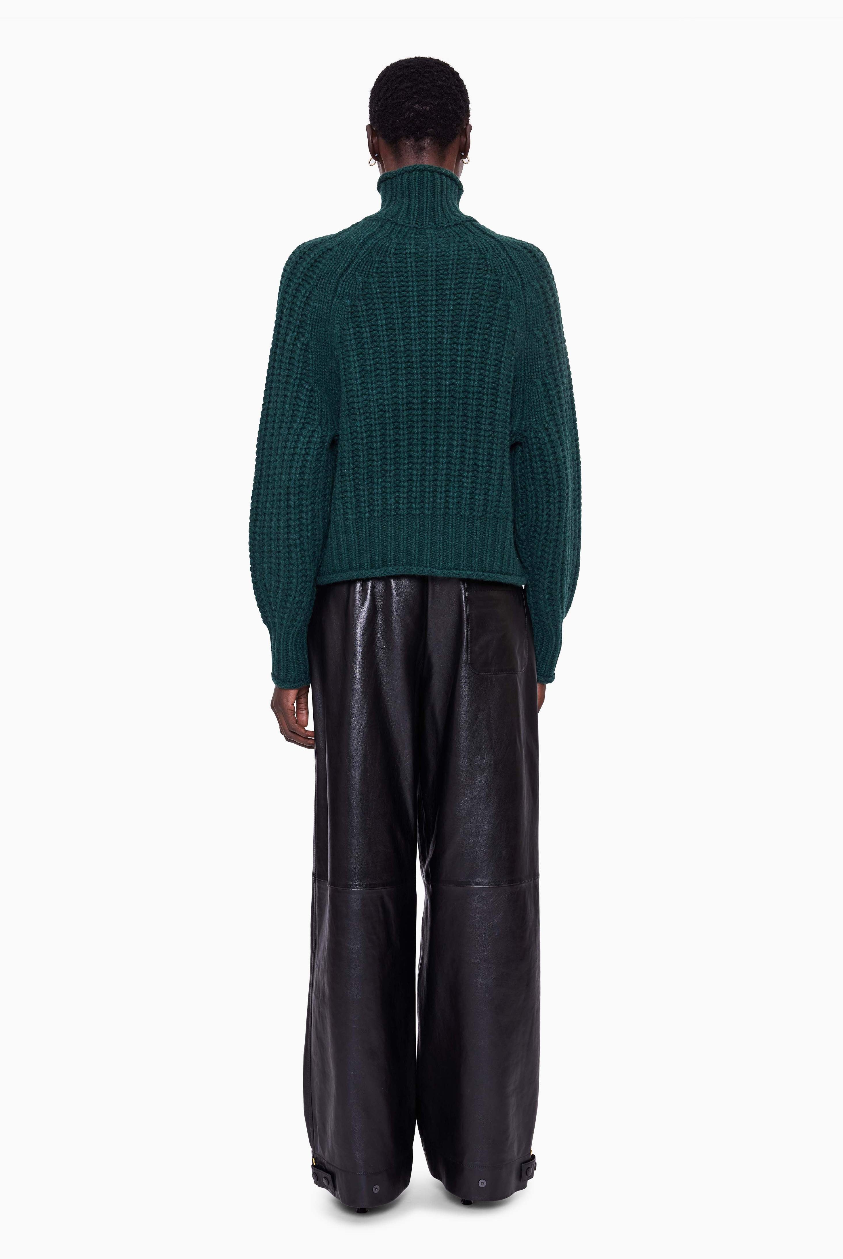 Ellis cashmere Sweater - Spruce Green – back view