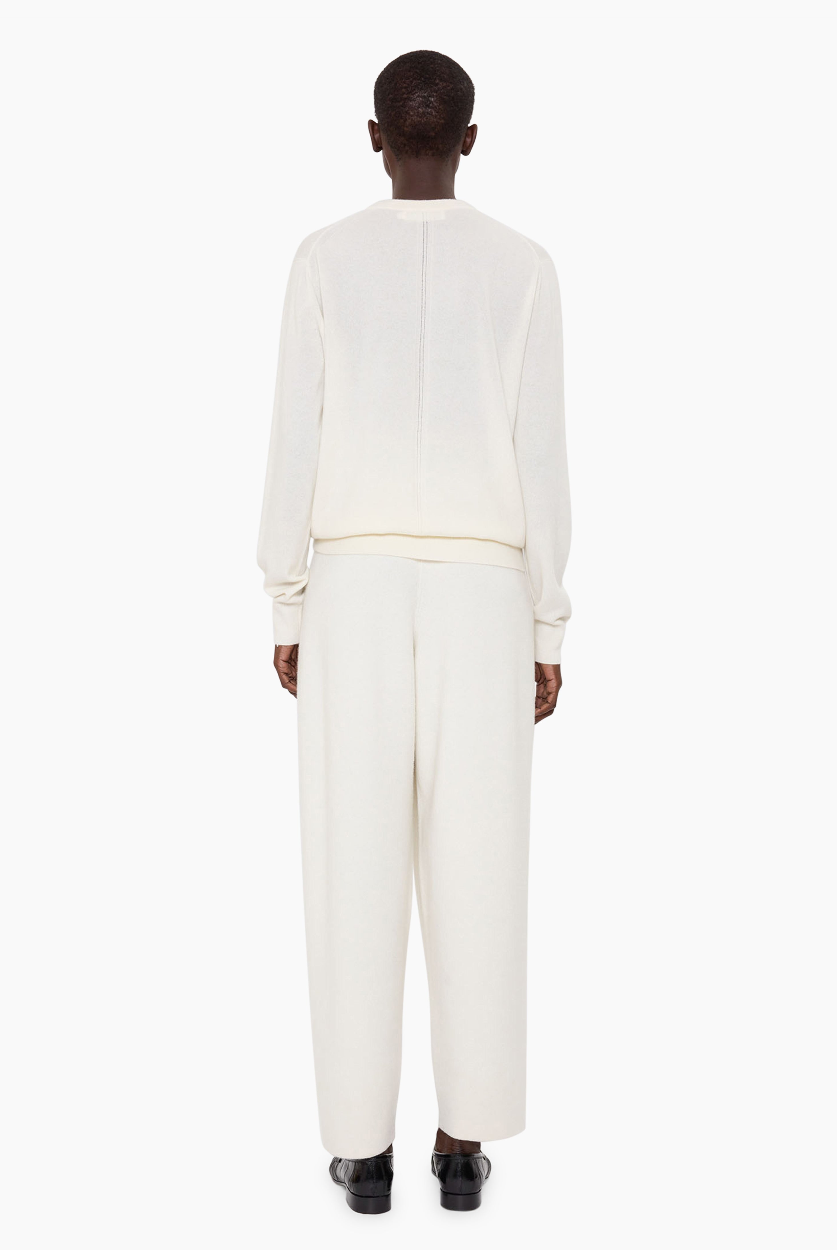 Marlowe cashmere Sweater - Ivory – back view