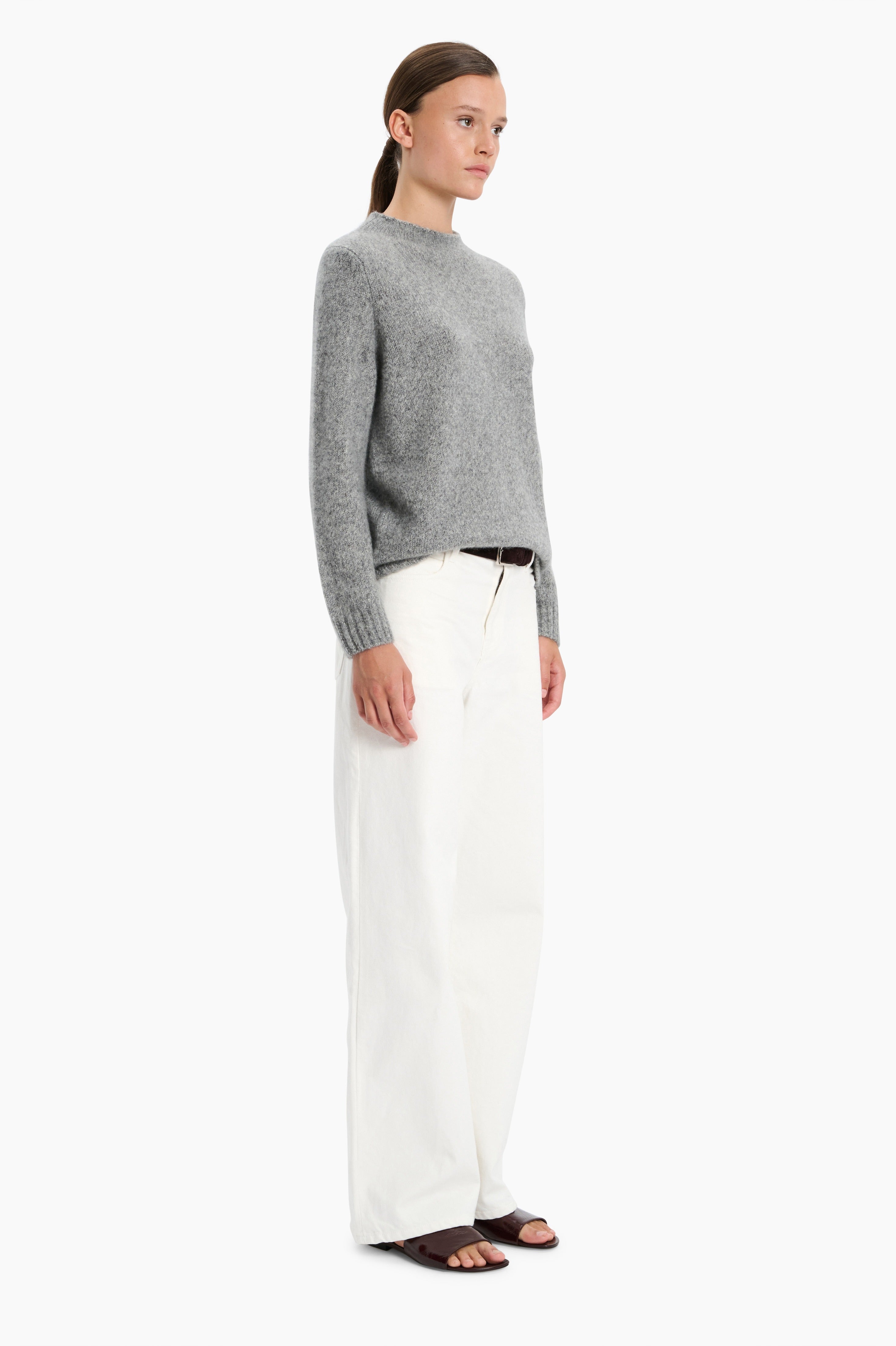 Verona cashmere Sweater - Cloudy – side view