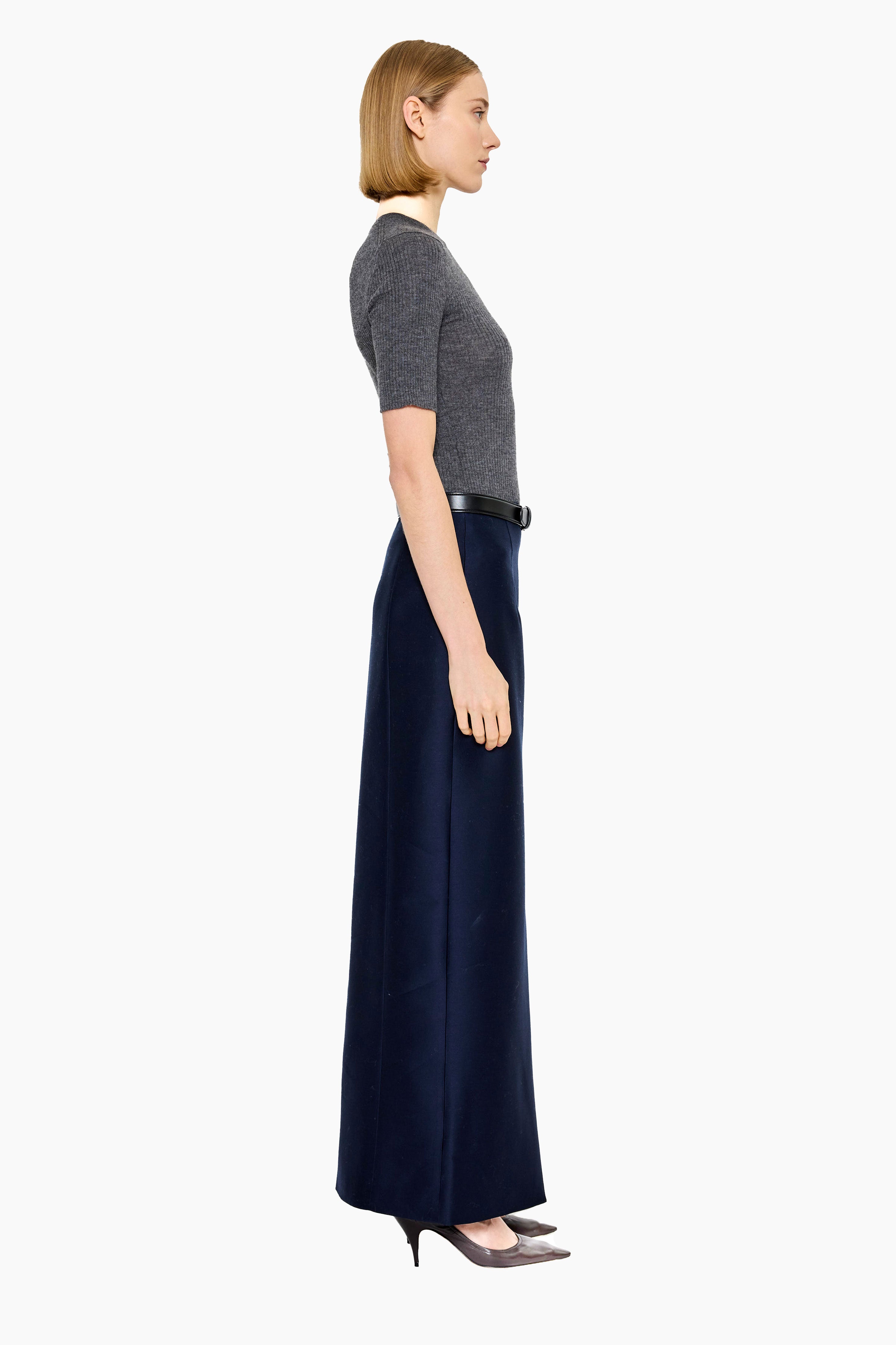 Belsize T-cashmere Shirt - Charcoal – side view