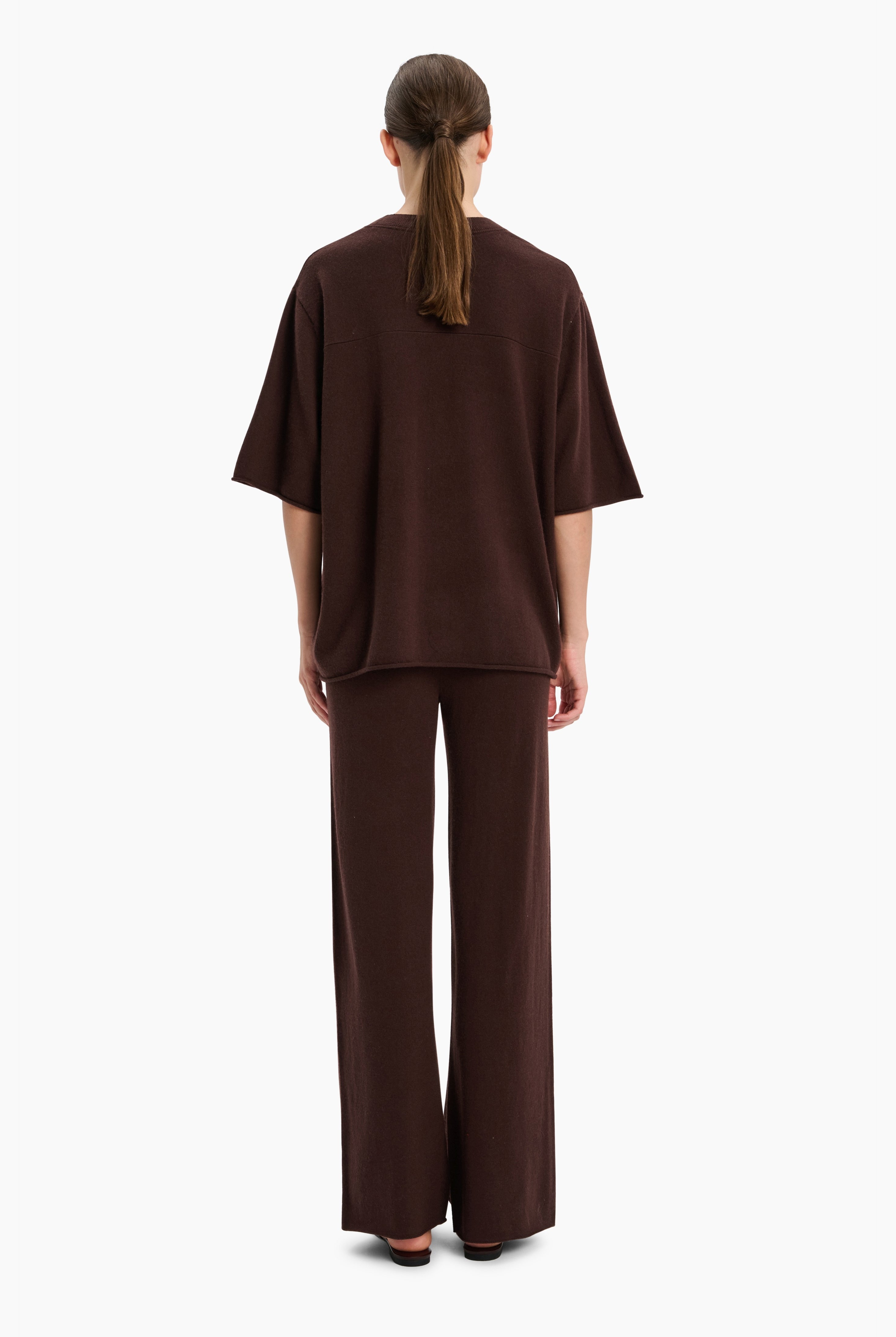Hackney cashmere Sweater - Dark Chocolate – back view