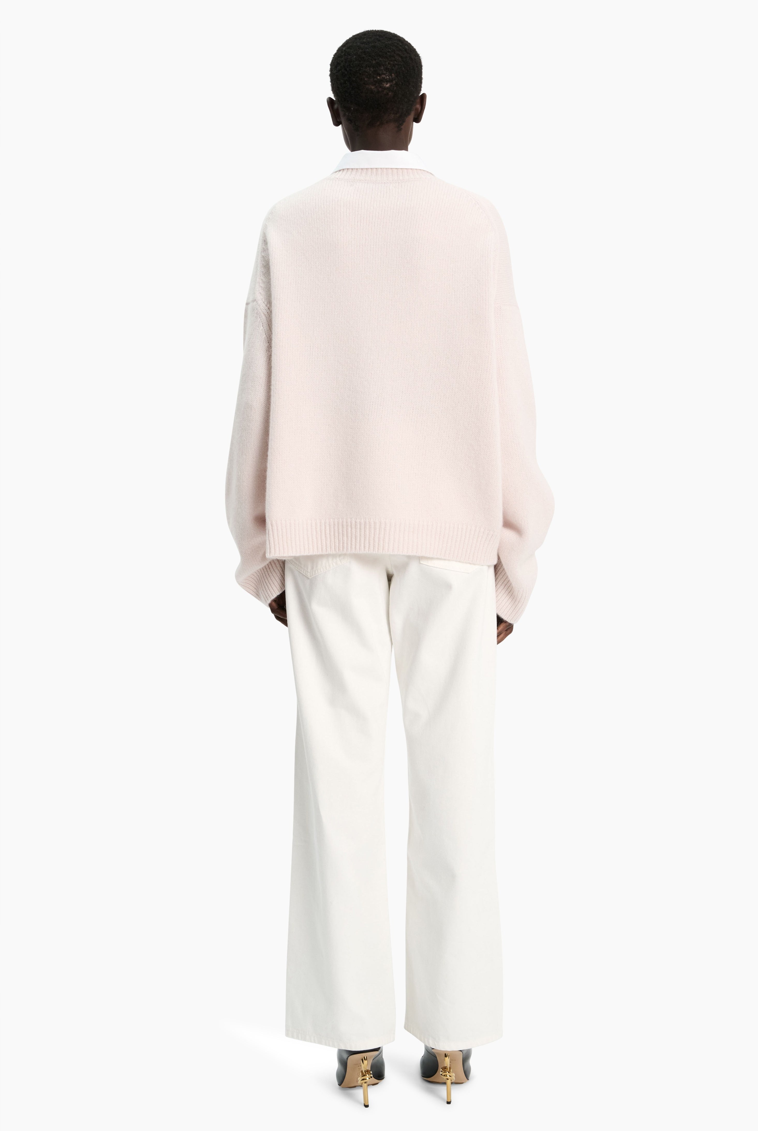 The Ivy cashmere Sweater - Dove – back view