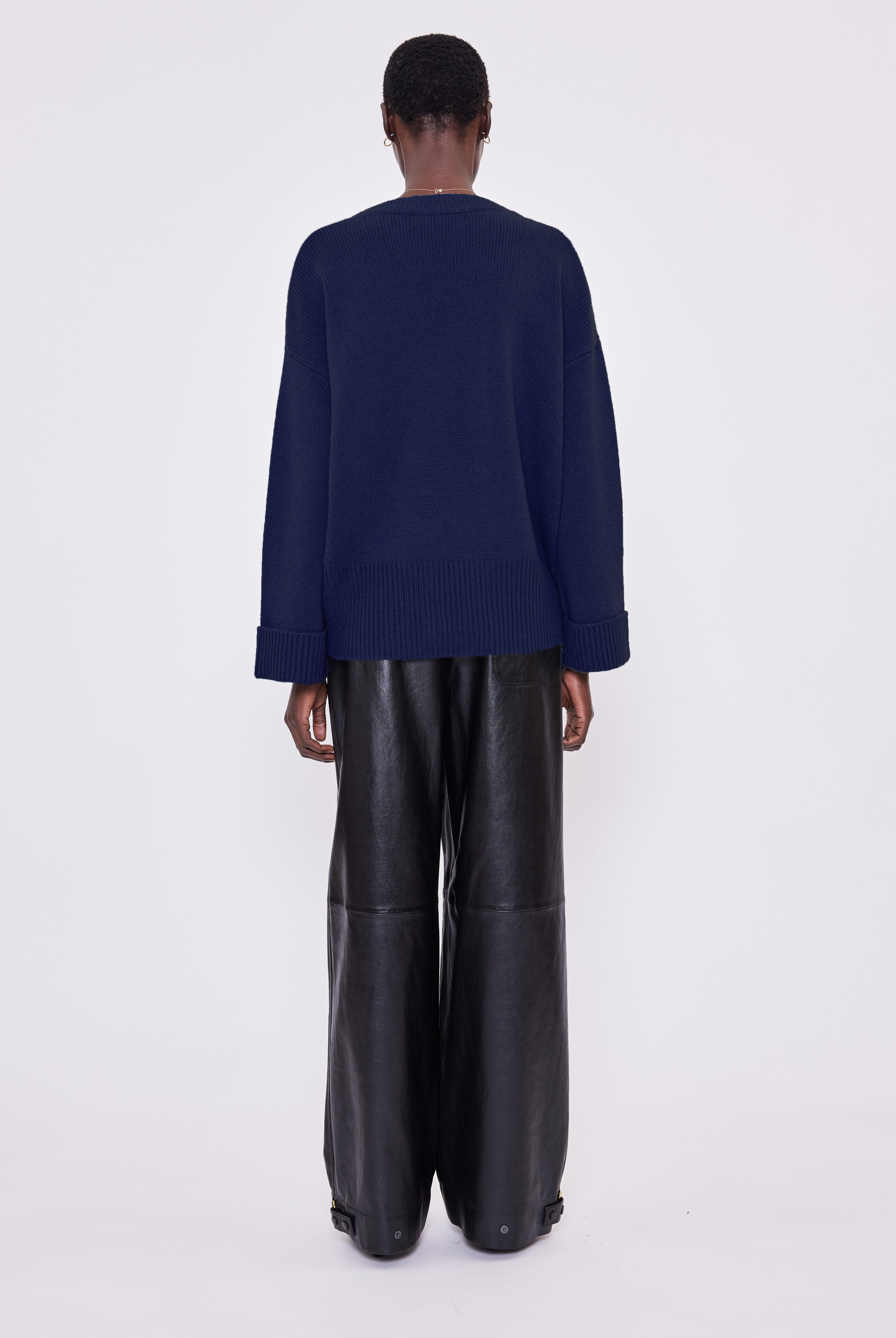 Knightsbridge cashmere Sweater - Navy – back view