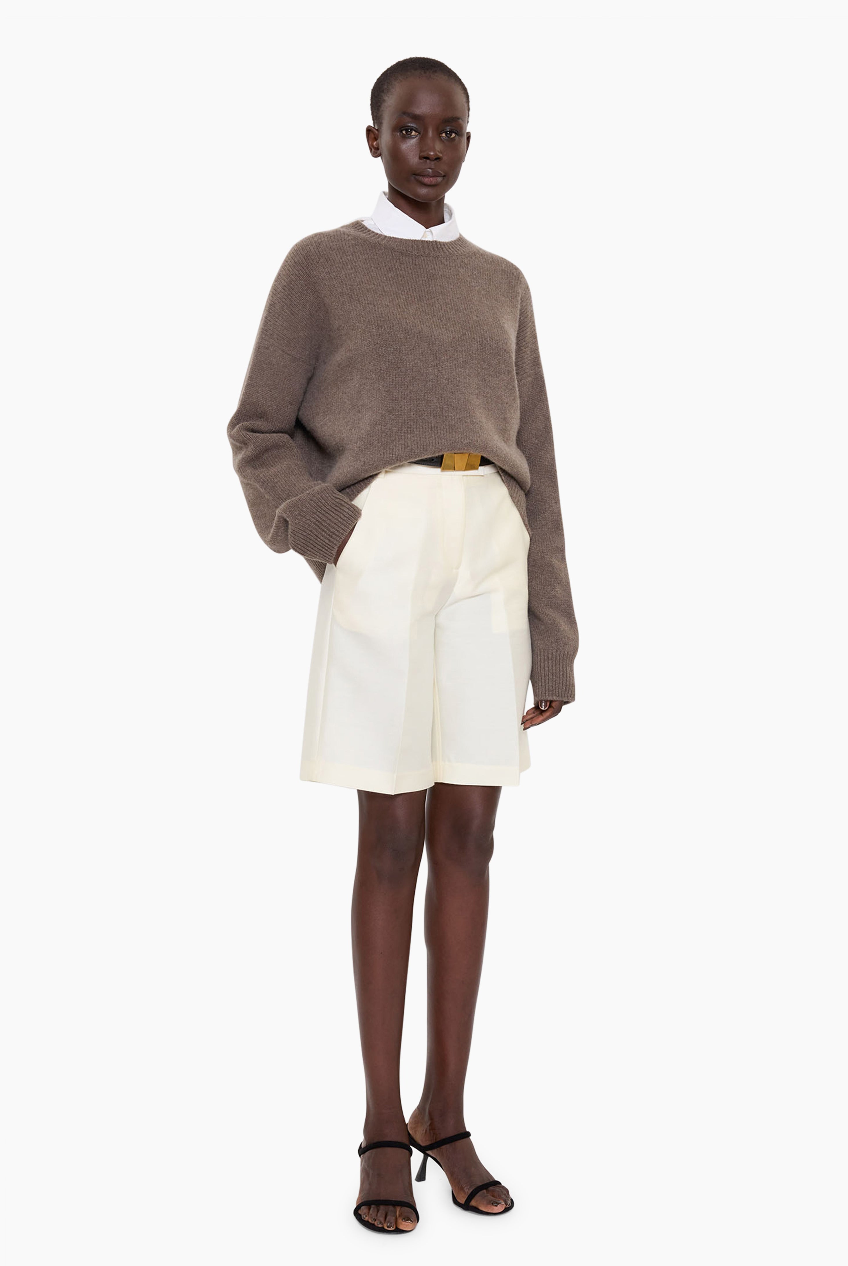 The Ivy cashmere Sweater - Mushroom – side view