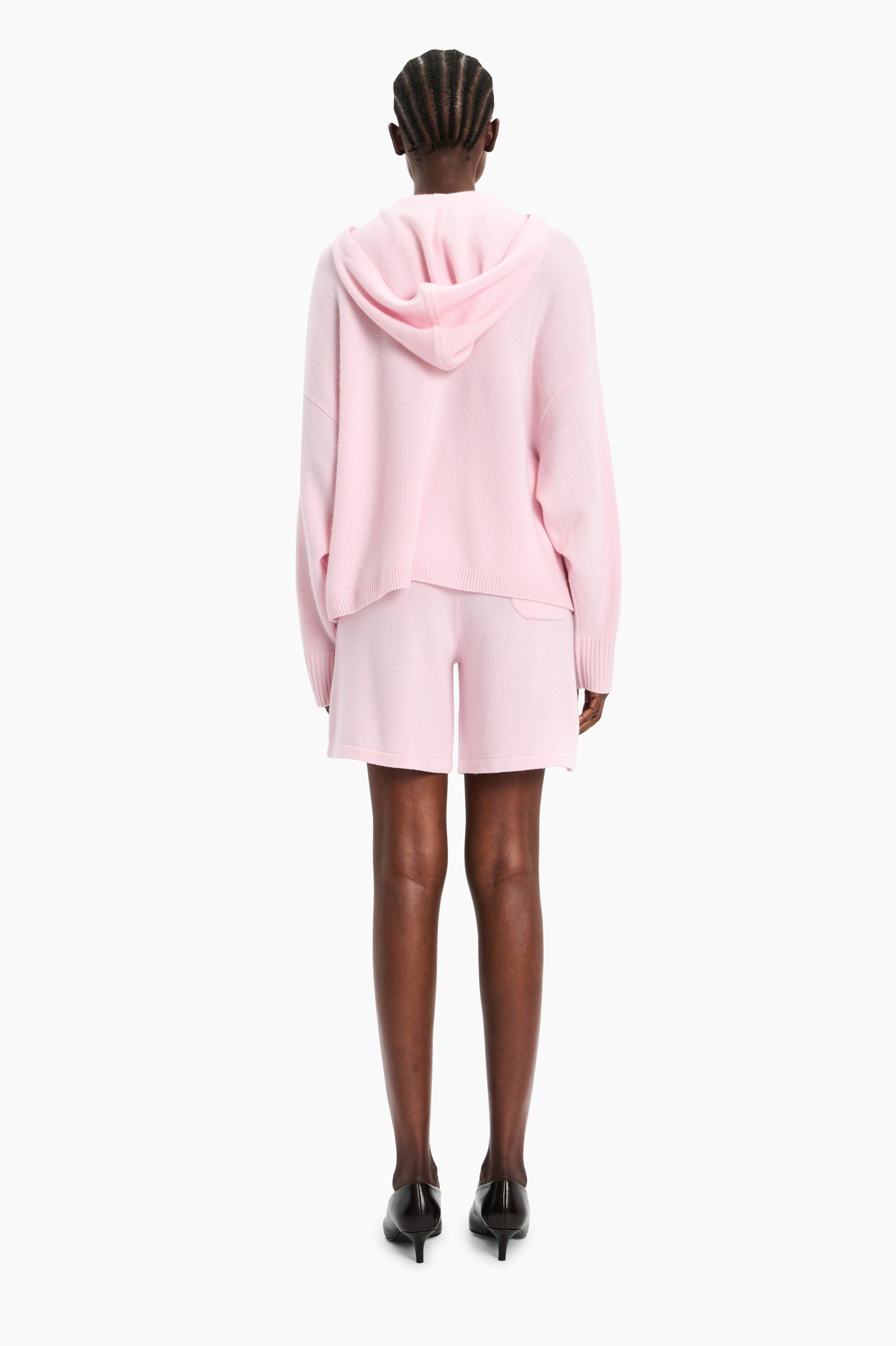 Elgood Close cashmere Shorts - English Rose – back view