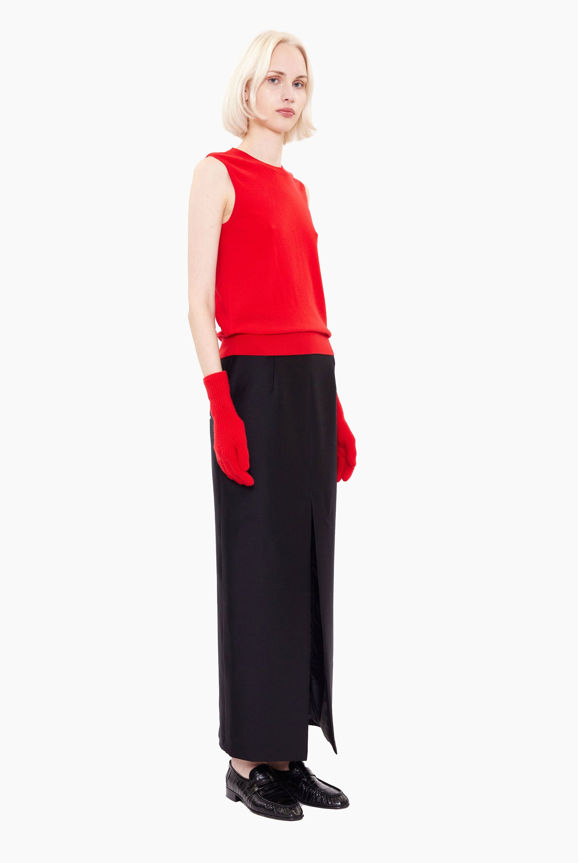 Alessandra cashmere Vest - Postbox Red – side view