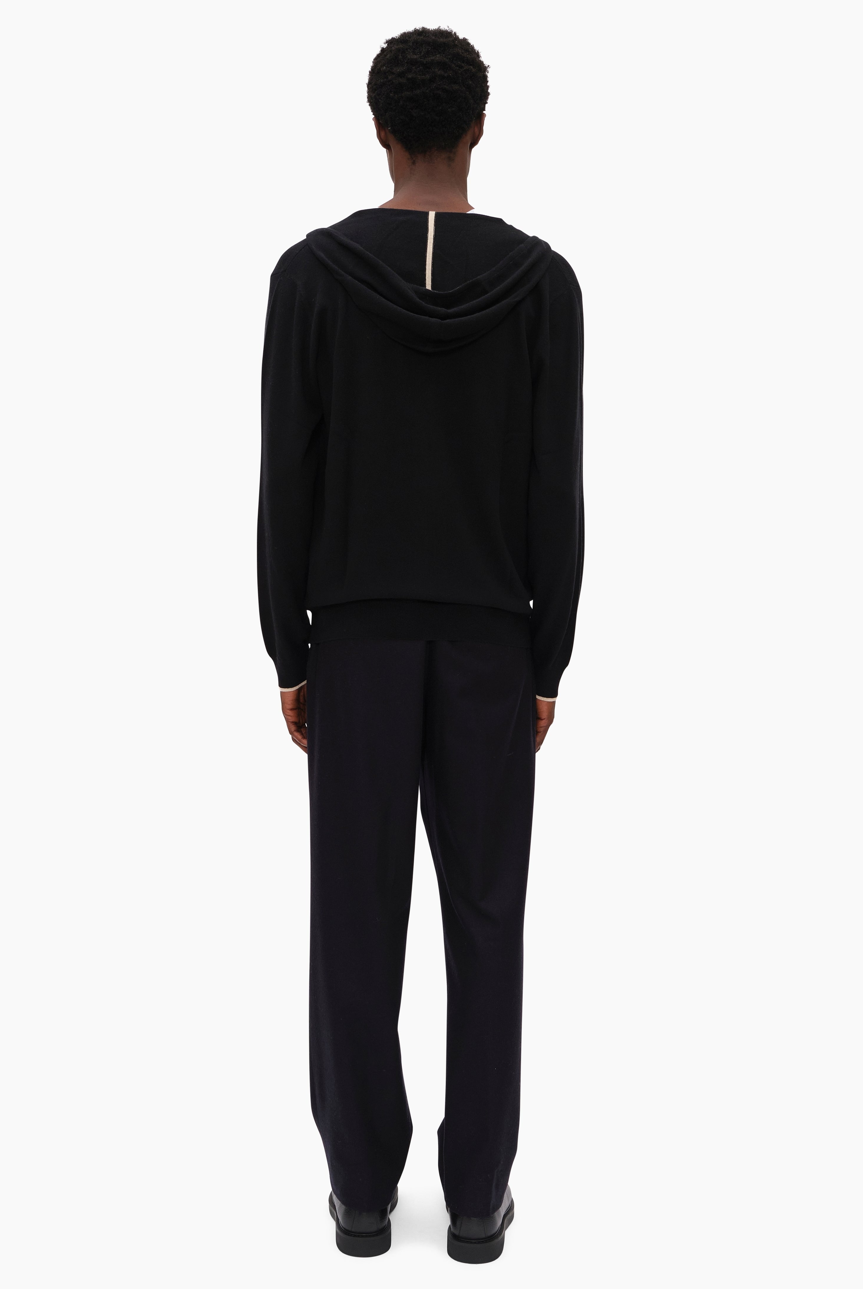 Maddison cashmere Hoodie - Black – back view
