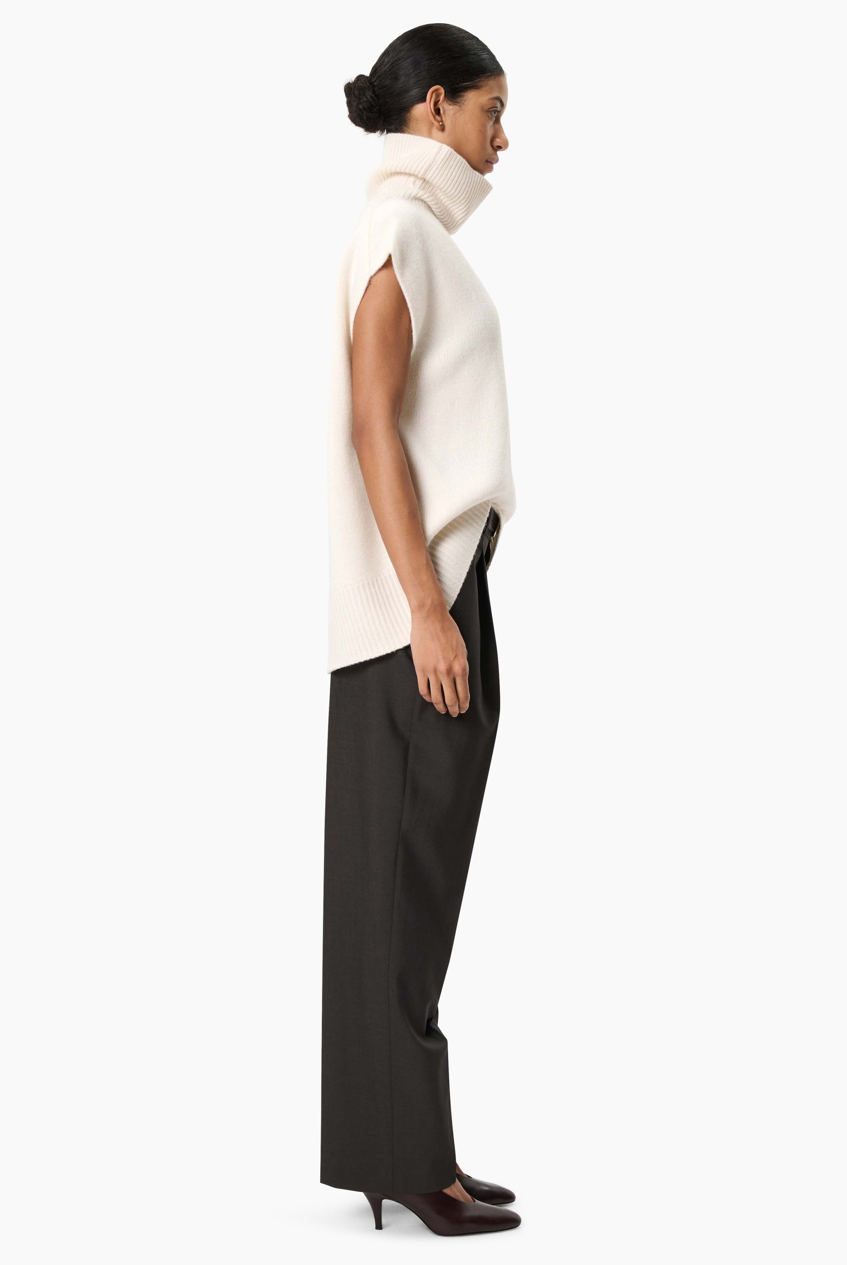 Mannor House cashmere Vest - Ivory