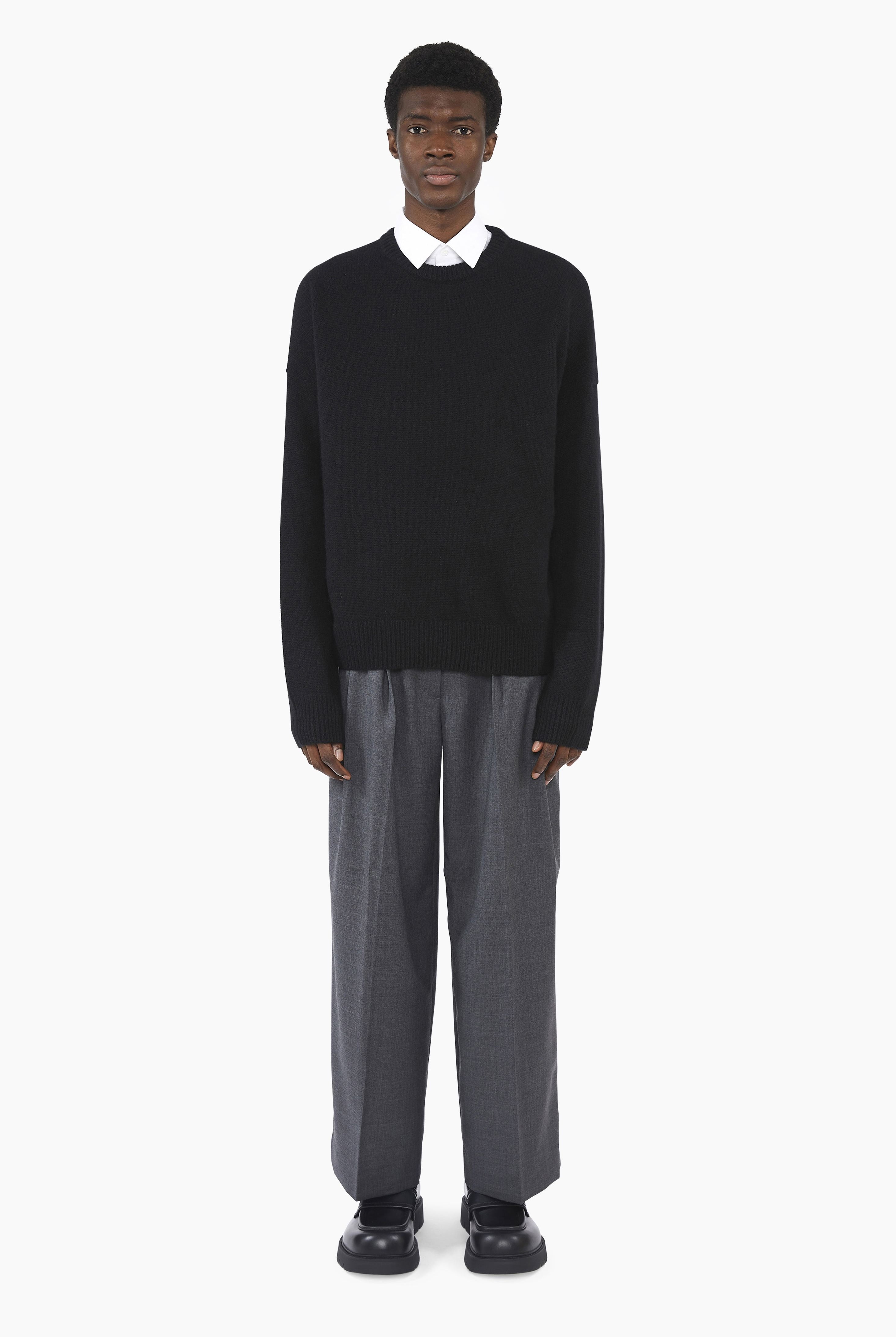 Mr Paddington cashmere Sweater - Black – front view