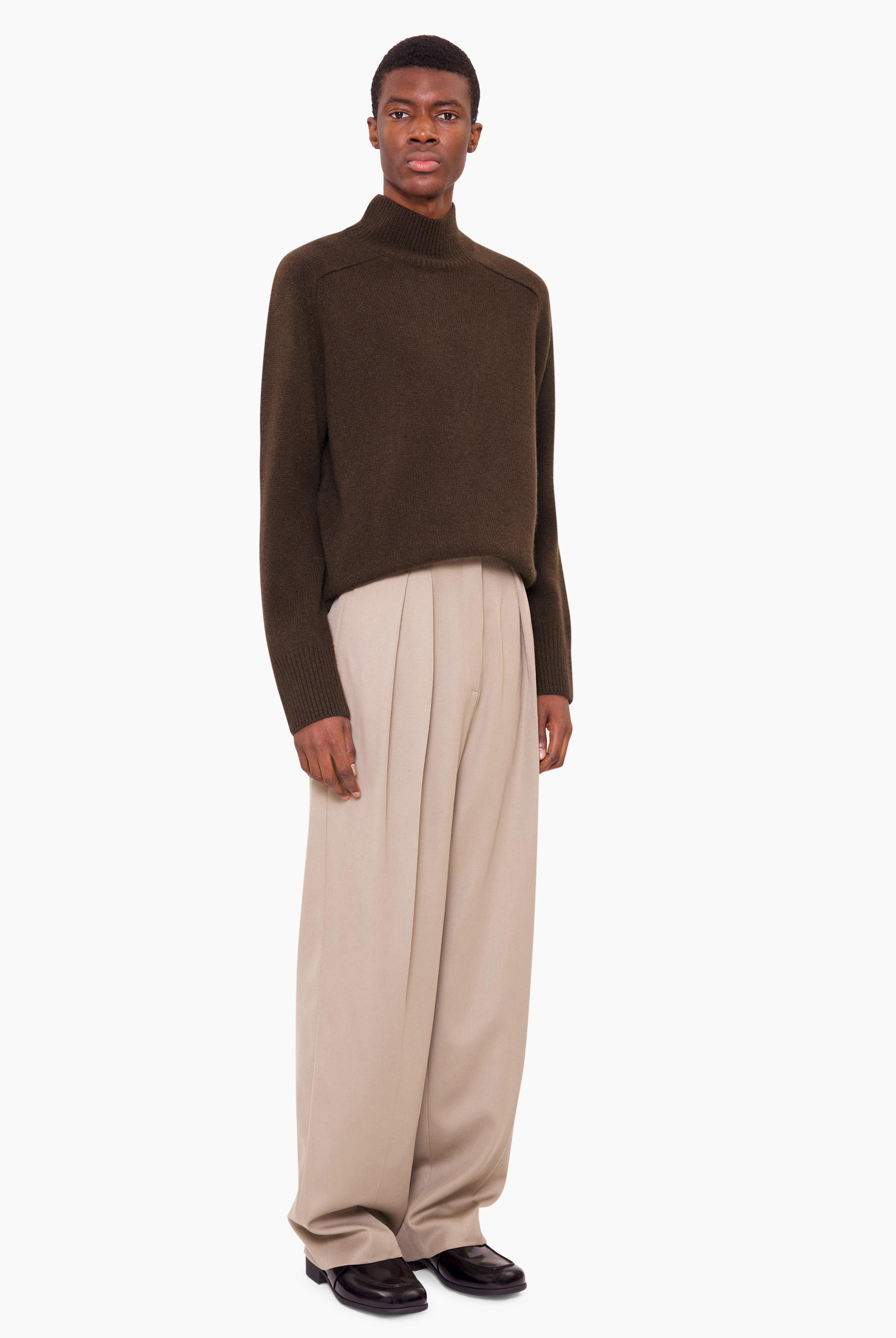 Mr Edith Grove cashmere Sweater - Ebony – side view