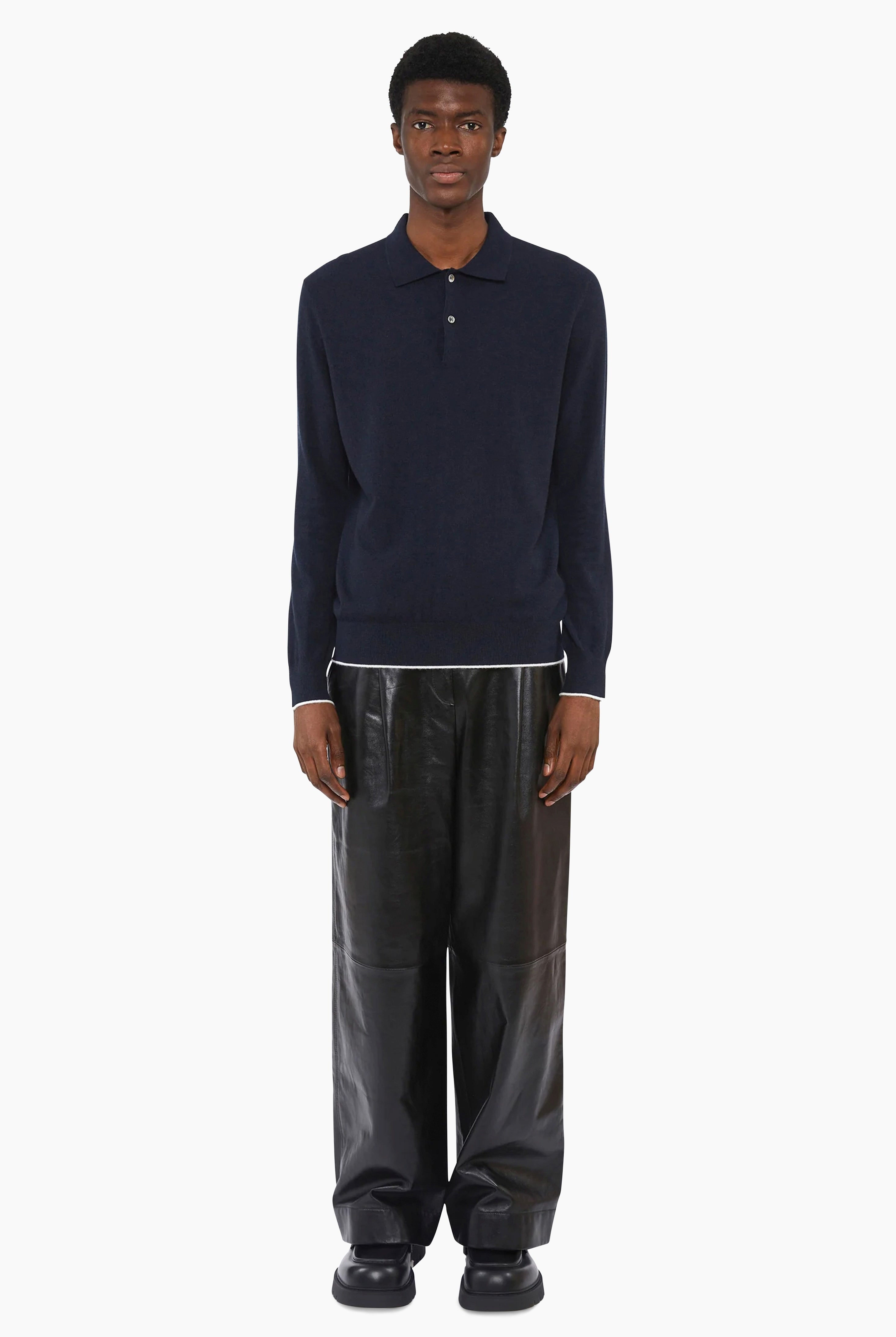 Mr Swansea cashmere Sweater - Navy – front view