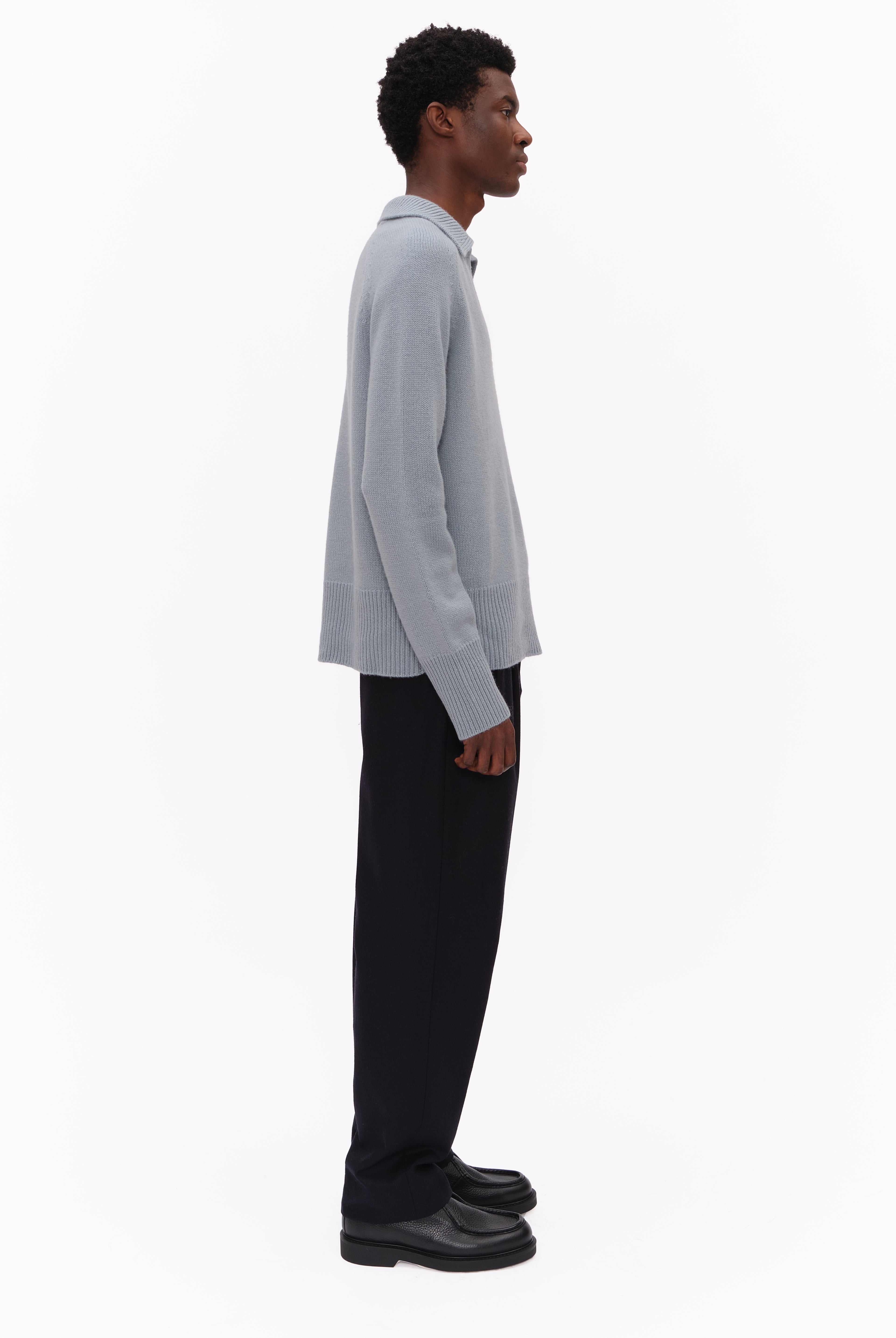 Mr Clifton Gate cashmere Sweater - Cloud – side view