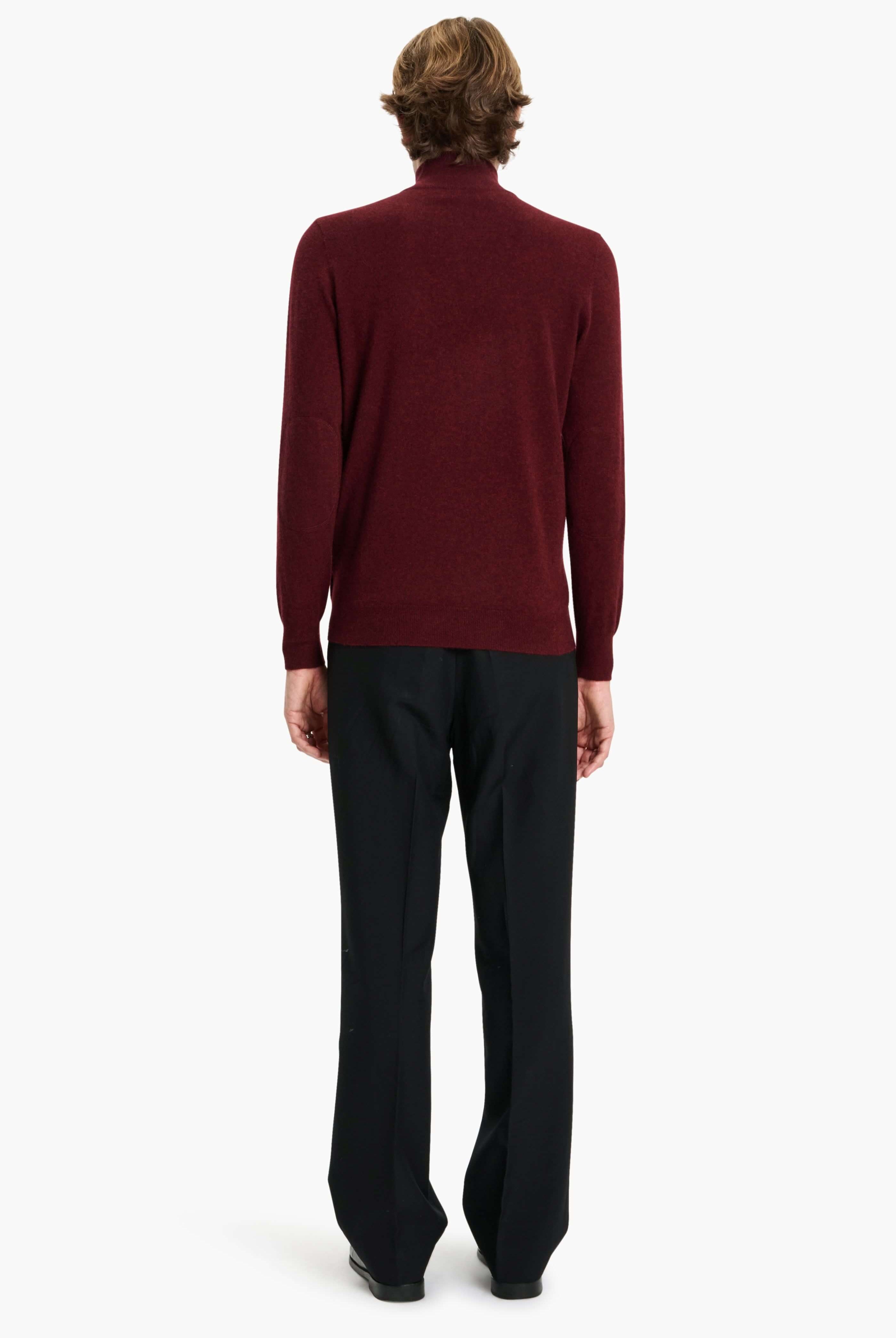 Mr Fenchurch cashmere Sweater - New Burgundy – back view