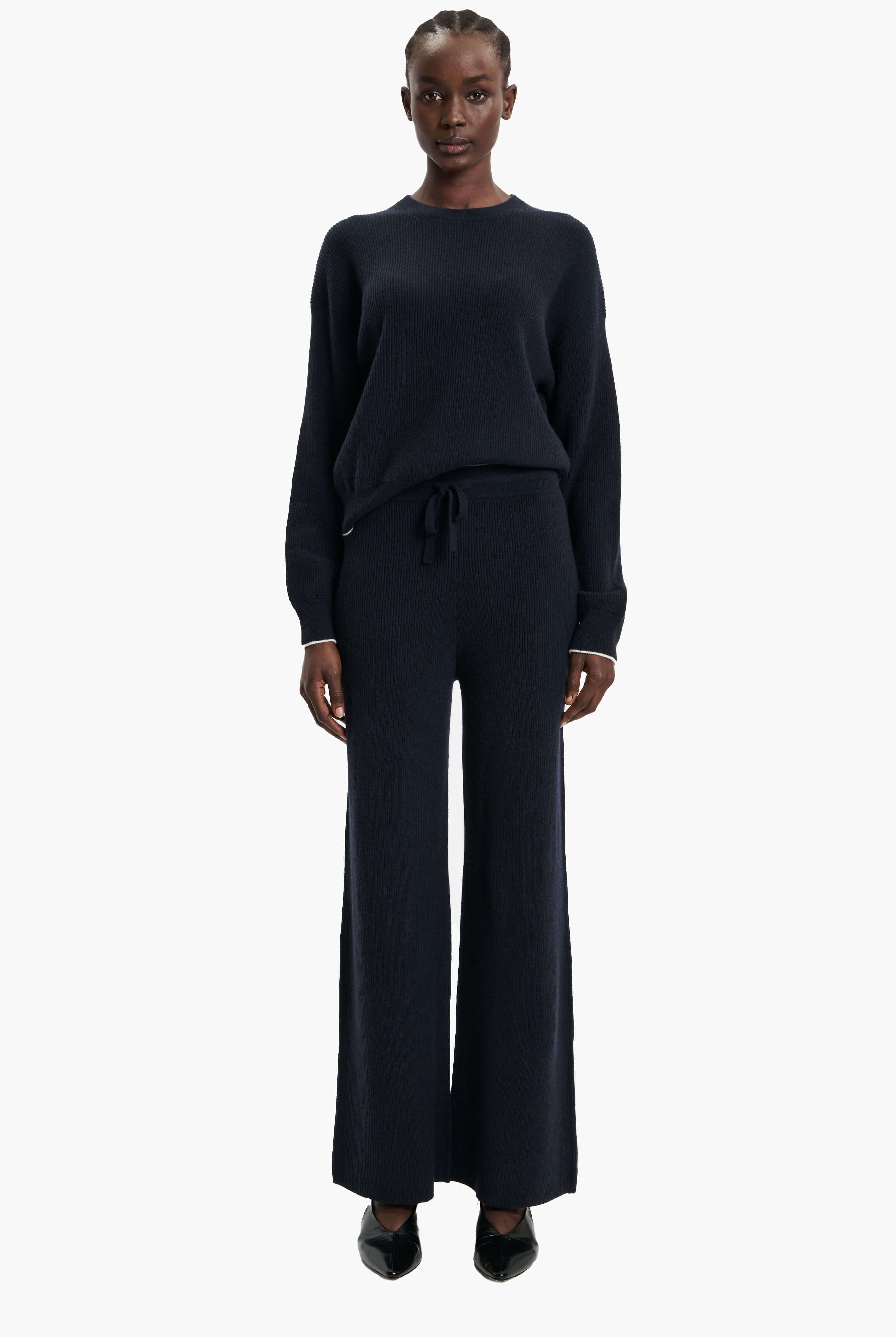 New Cornwall cashmere Sweater - Navy – front view