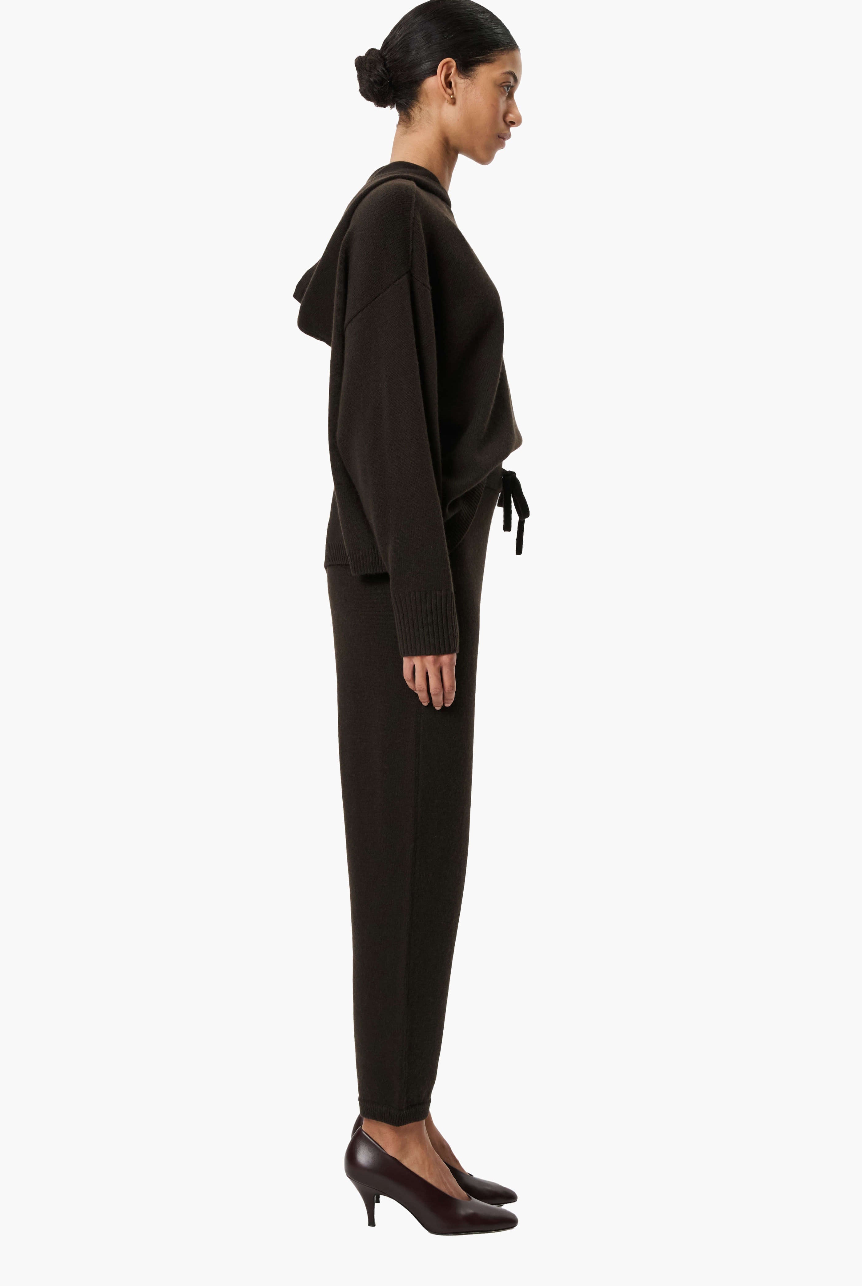 Oli Tracksuit Set - Brown Wood – side view