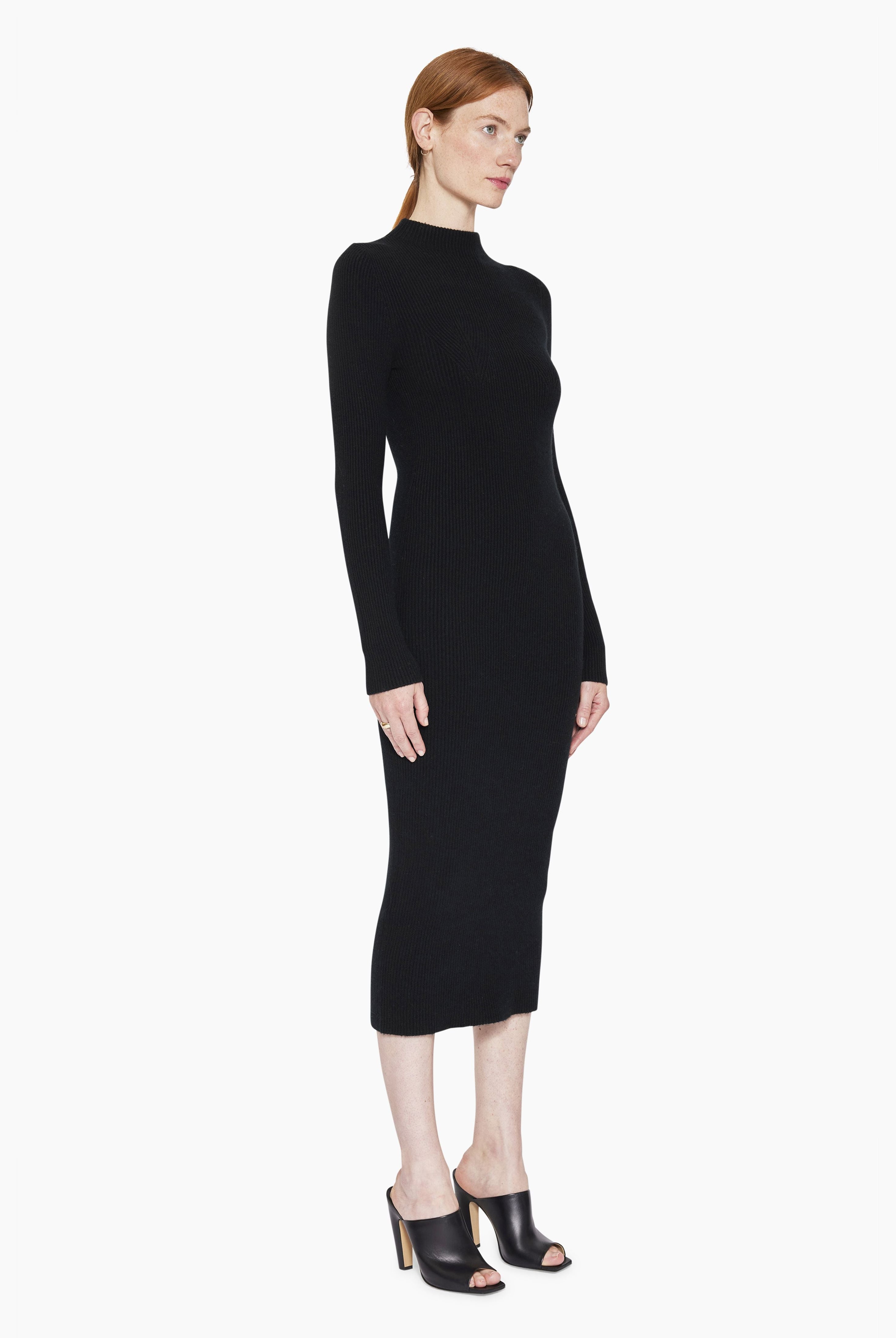 Sandy cashmere Dress - Black – side view