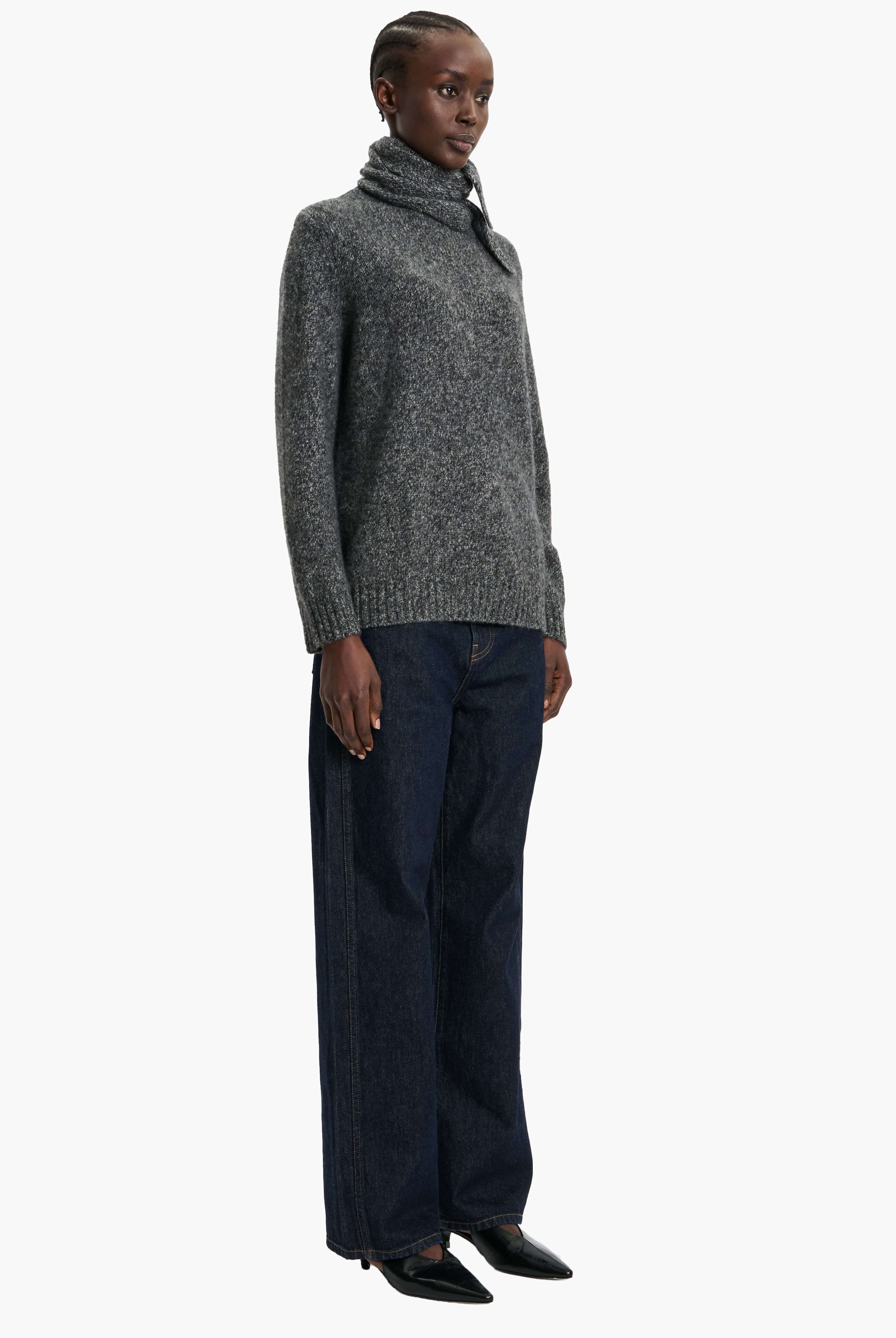 Verona cashmere Sweater with Scarf - Gallant – side view