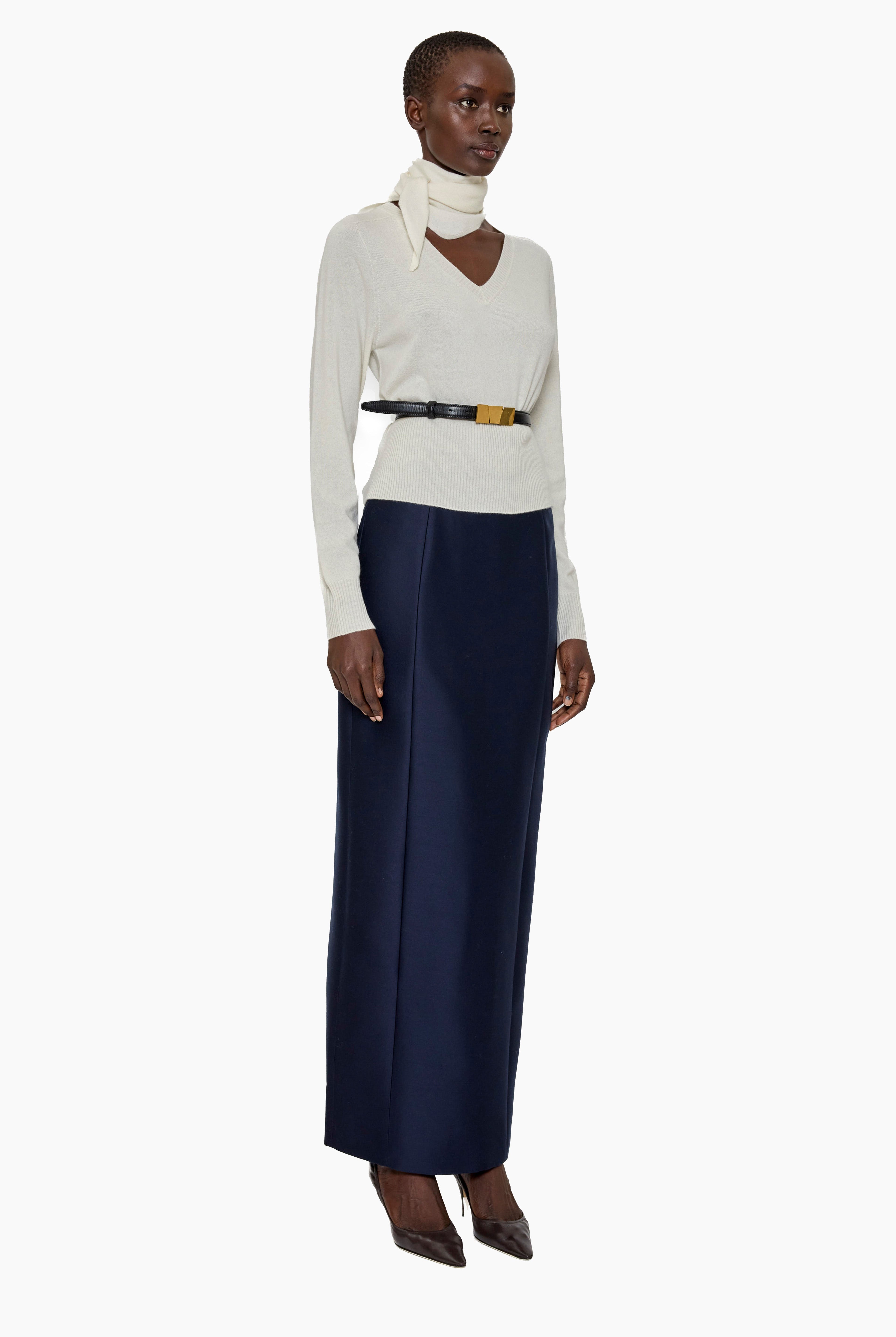 Holyhead cashmere Sweater - Ivory – side view