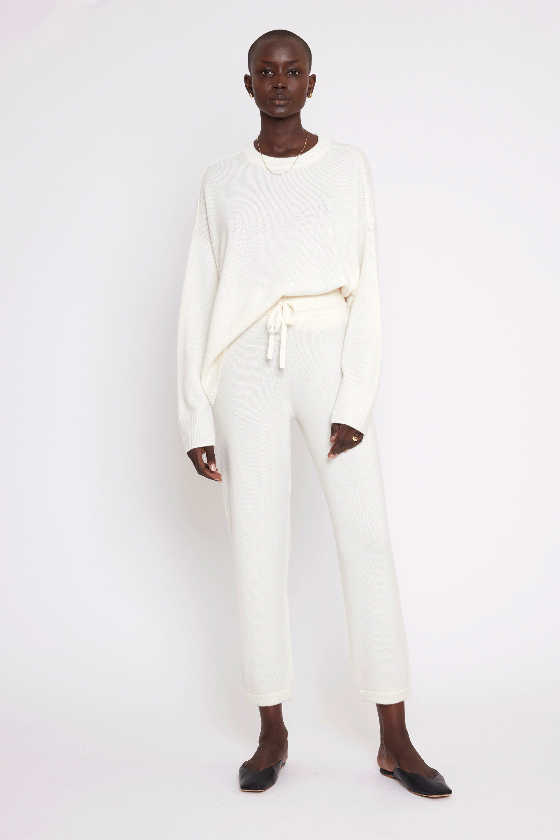 Elena cashmere Sweater - Ivory – front view