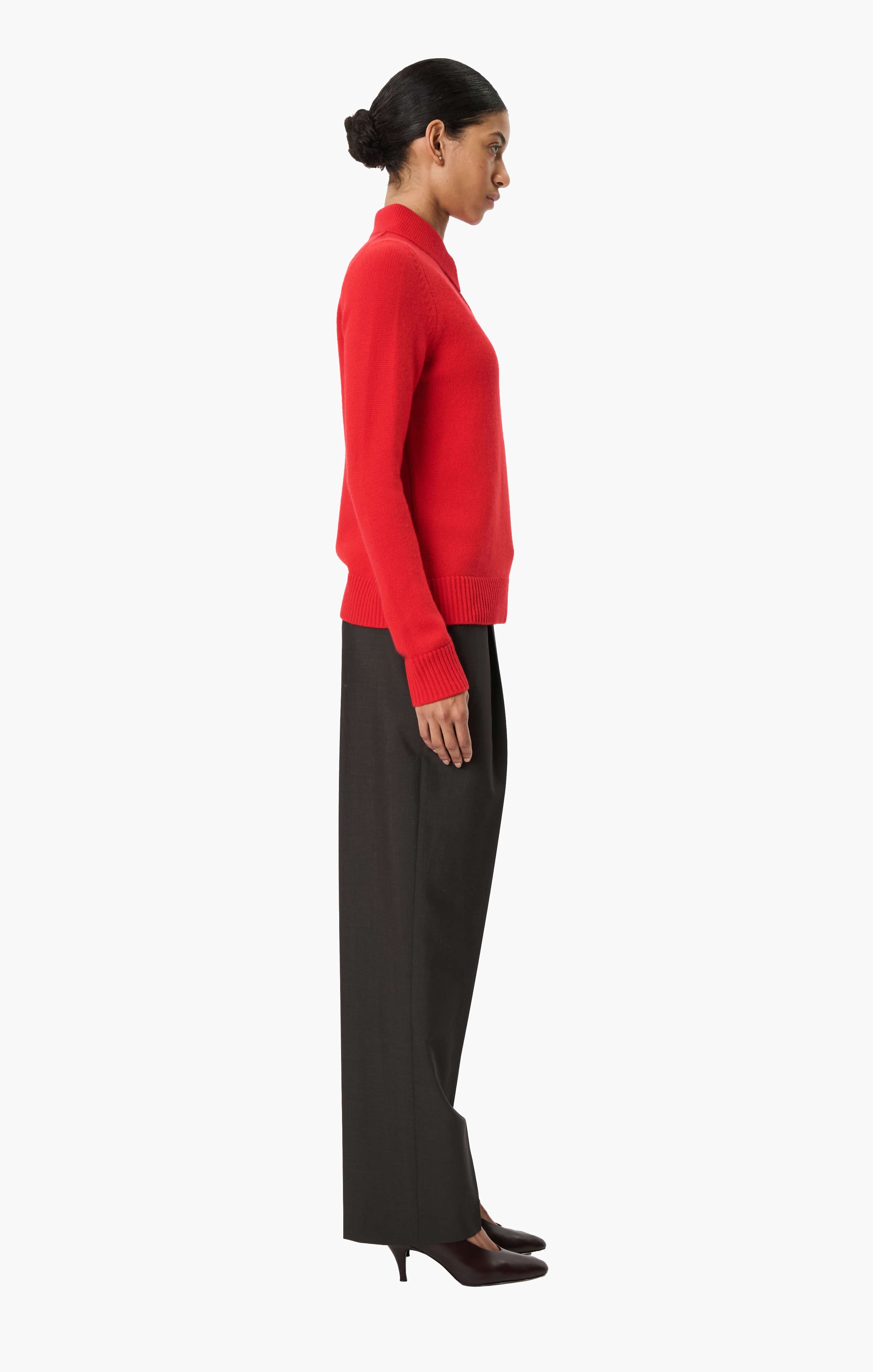 Bessi cashmere Sweater - Postbox Red – side view