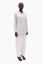 Bonnie cashmere Shirt - Dove – side view