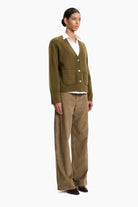Janelle cashmere Cardigan - Highland Moss – side view