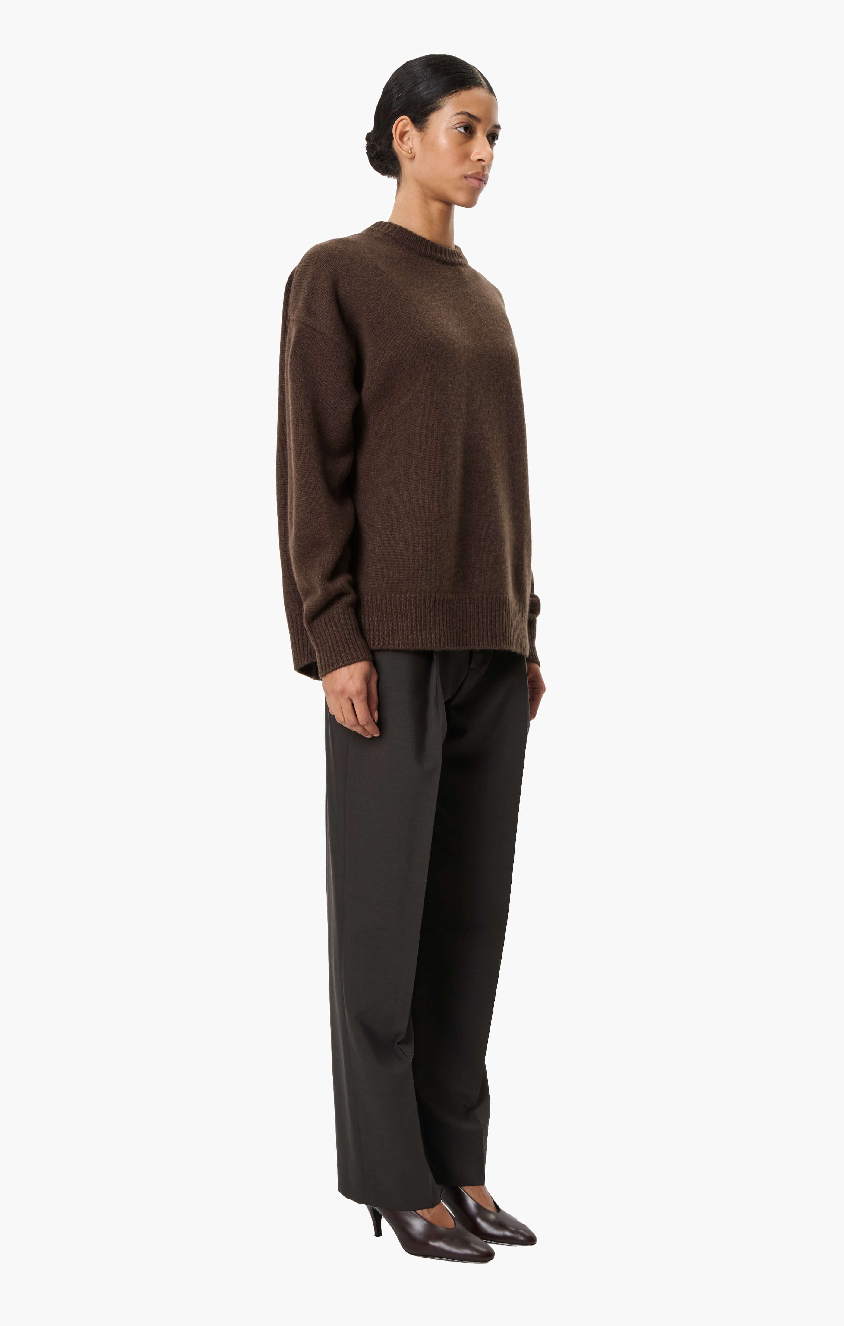 Islington cashmere Sweater - Ebony – side view
