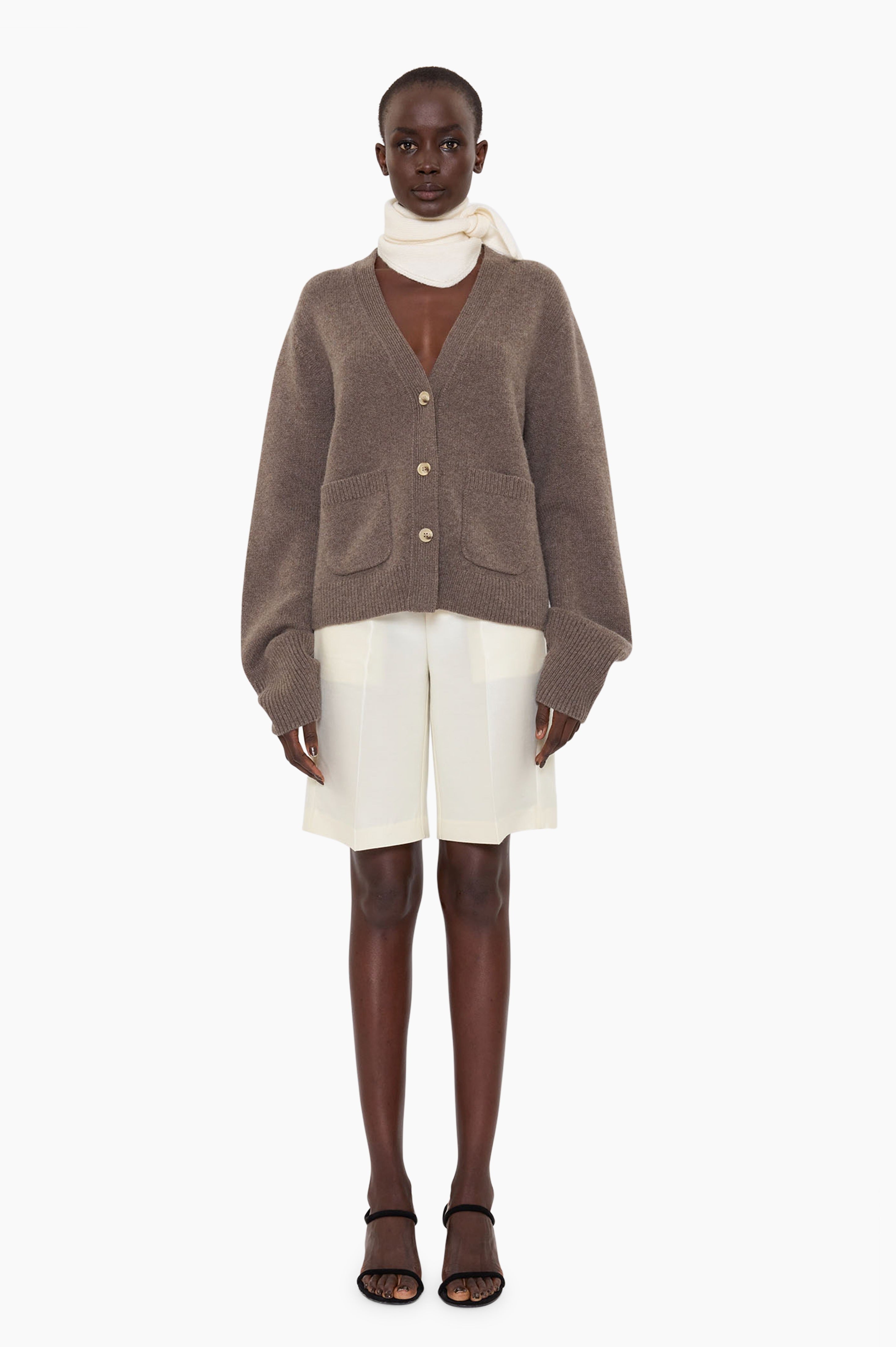 Janelle cashmere Cardigan - Mushroom – front view