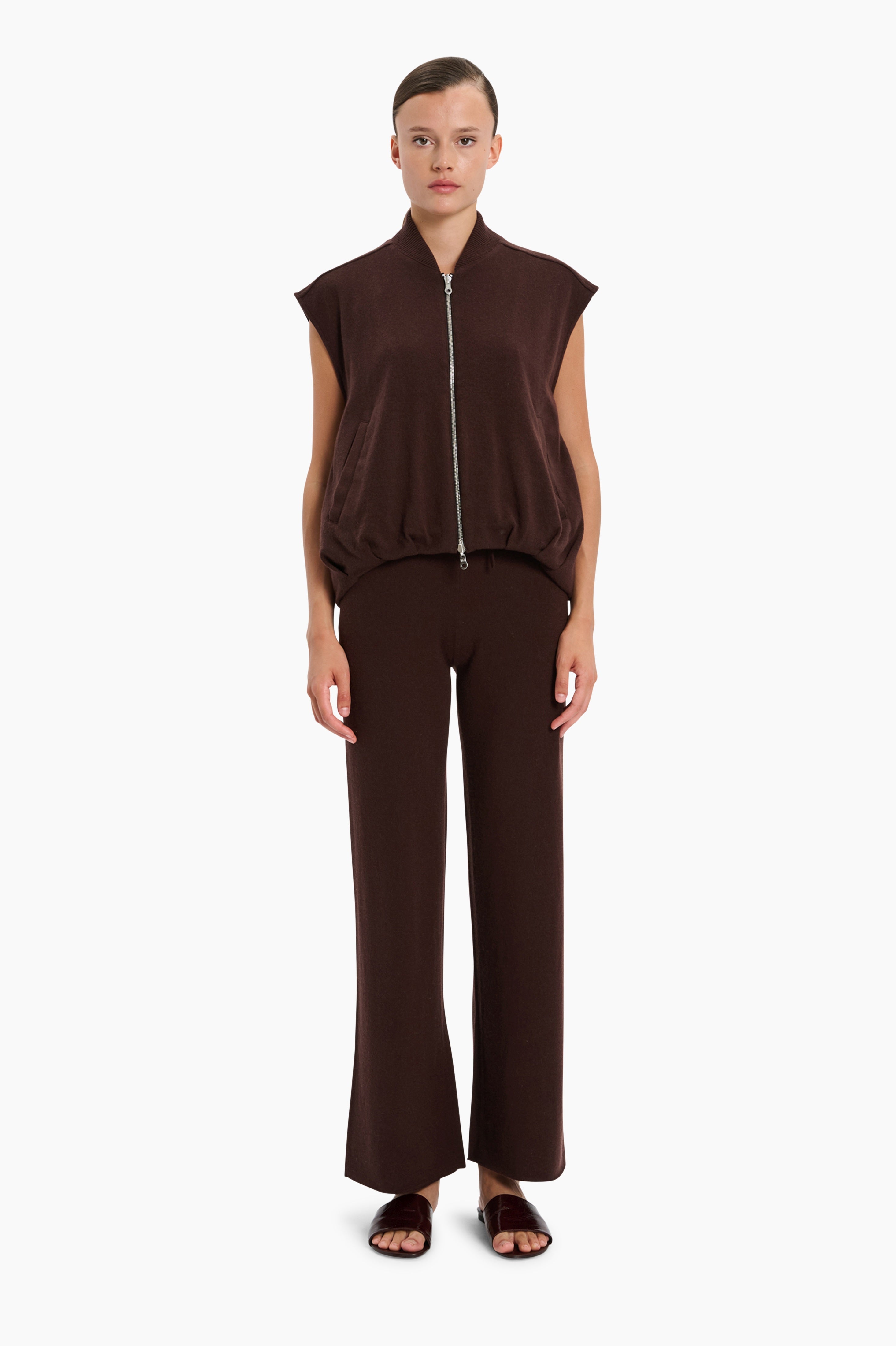 Connie cashmere Cardigan - Dark Chocolate – front view
