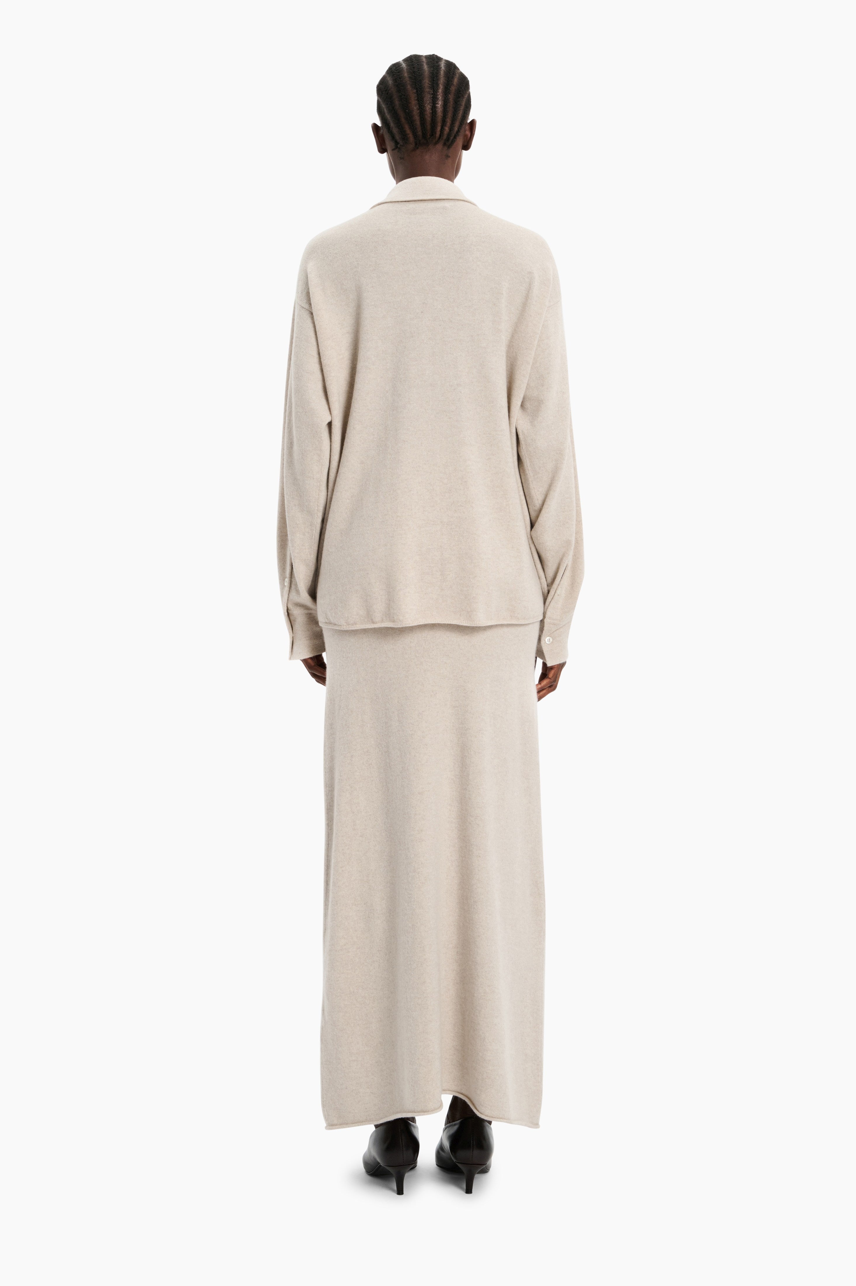 Limehouse cashmere Shirt - Chai – back view