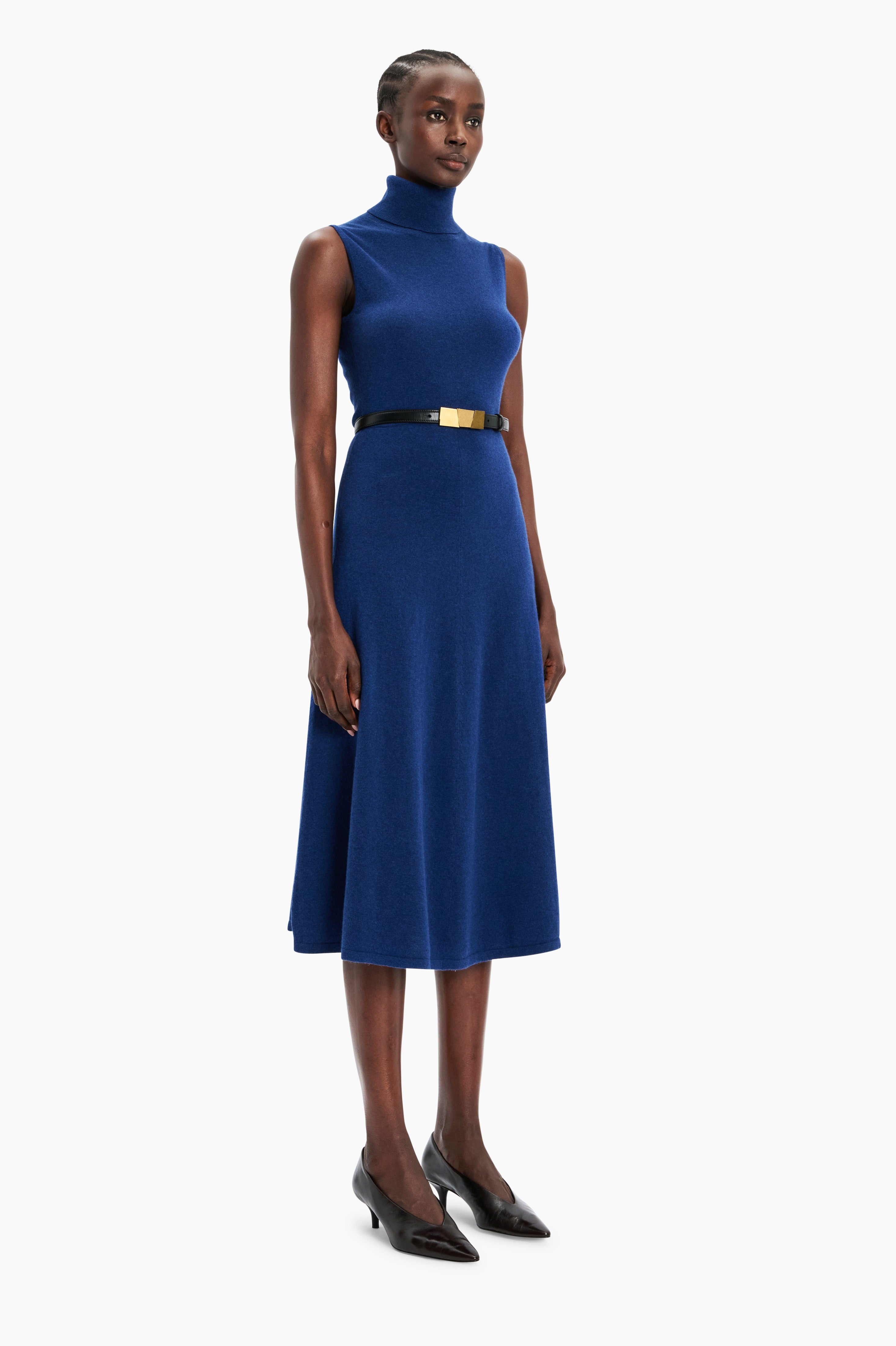 Women's Cashmere Dresses | Elegant Knitwear for All Occasions  arch4