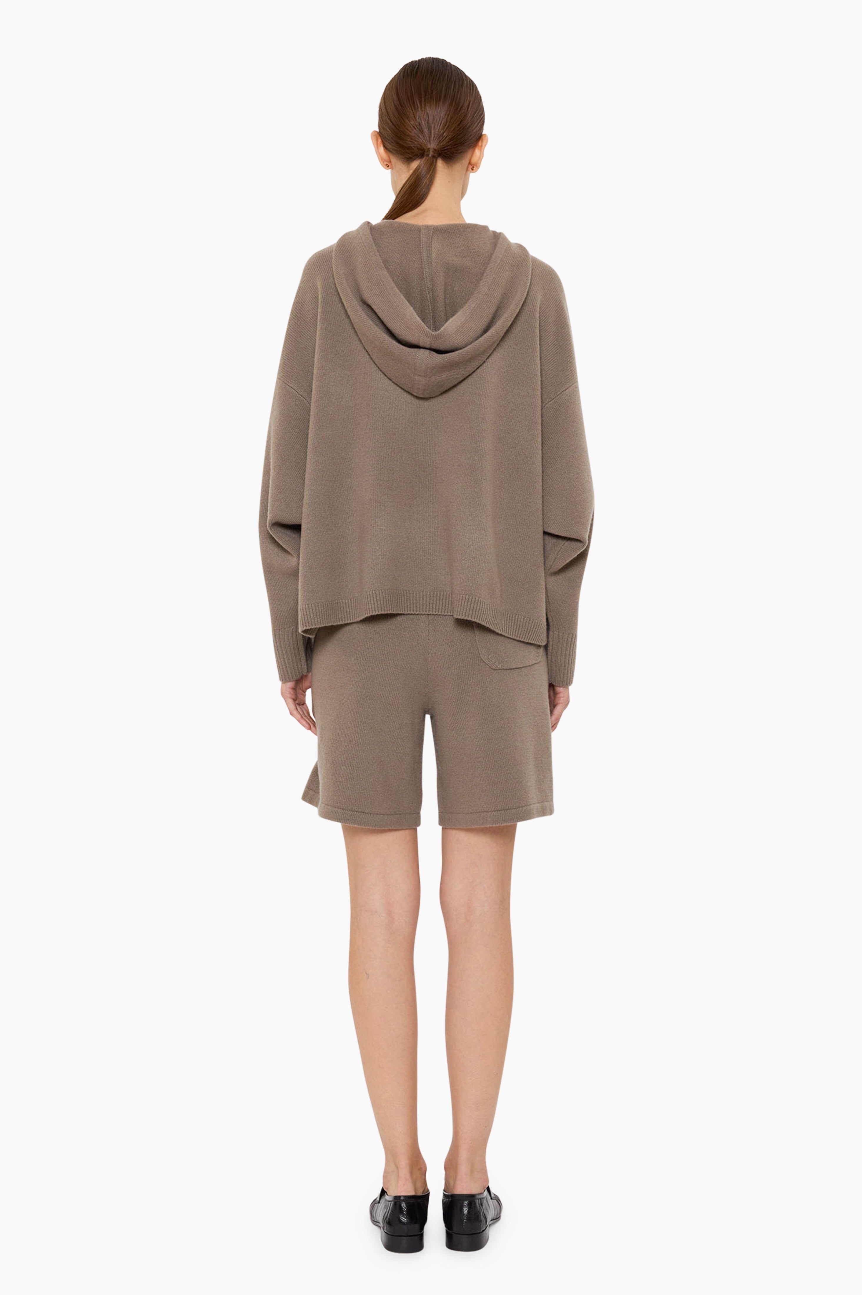 Sarah cashmere Sweater - Desert Taupe – back view