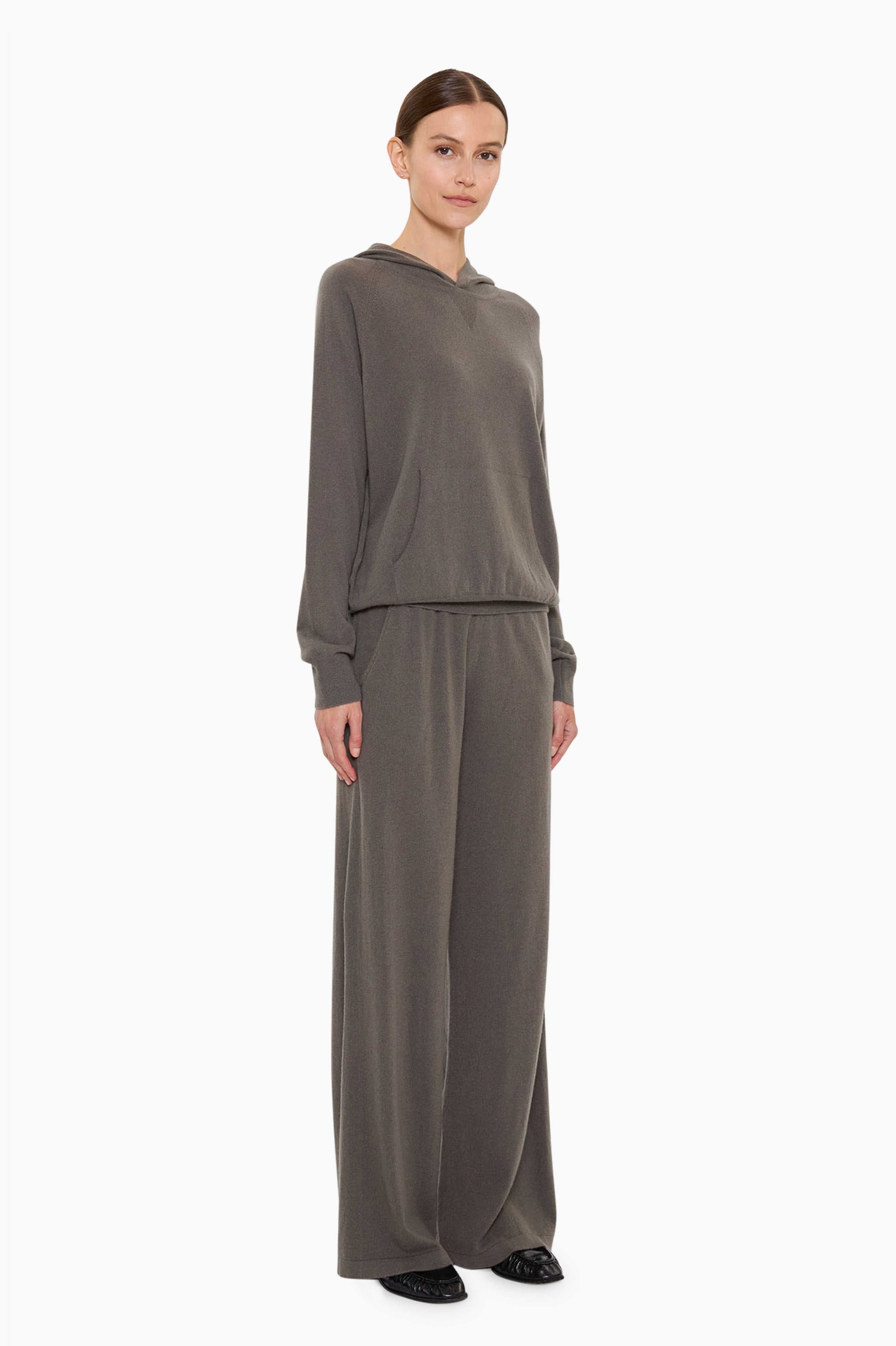 Bomore cashmere Trousers - Evergreen Fog – side view