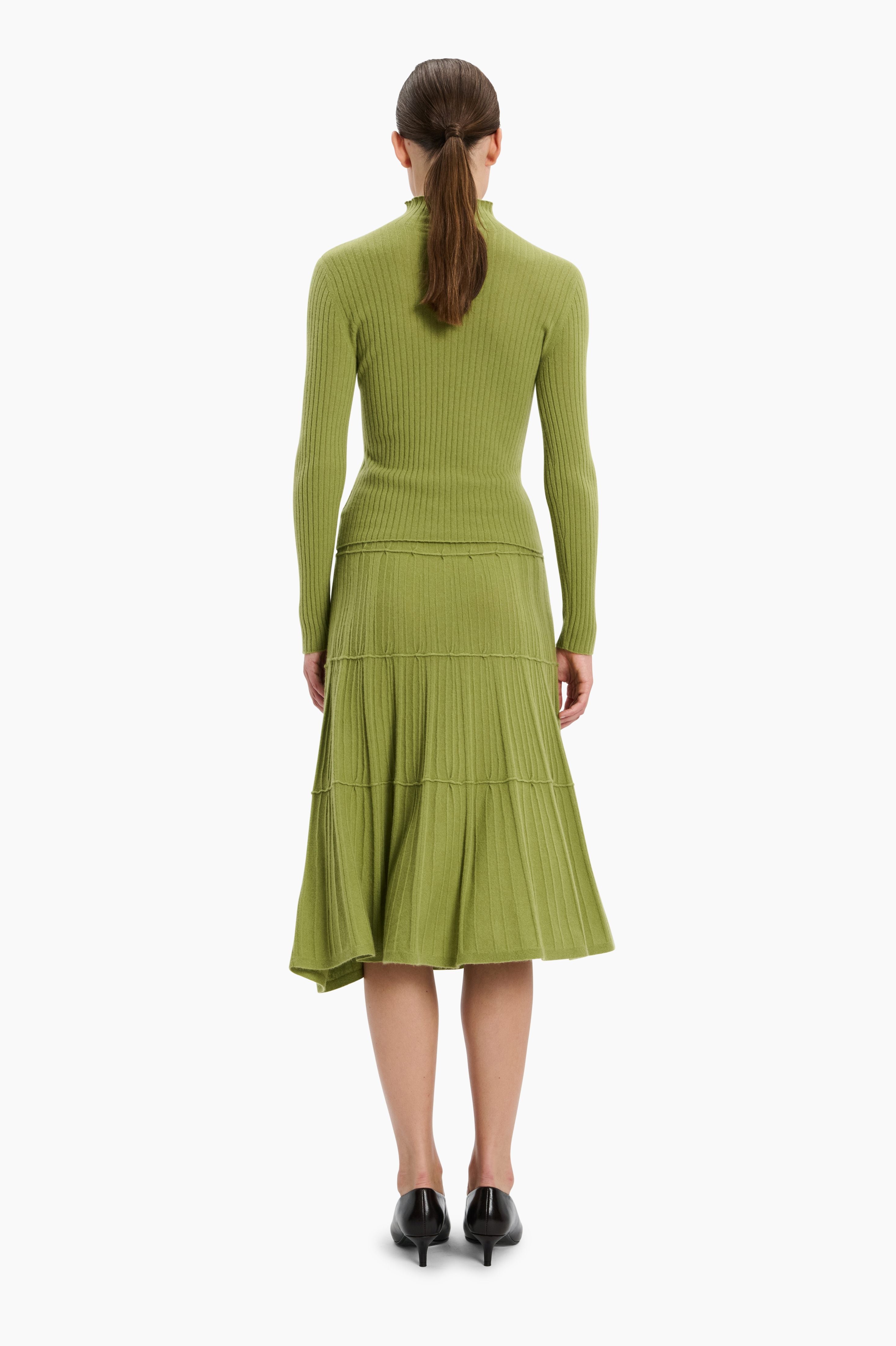 Ariana cashmere Sweater - Avocado – back view